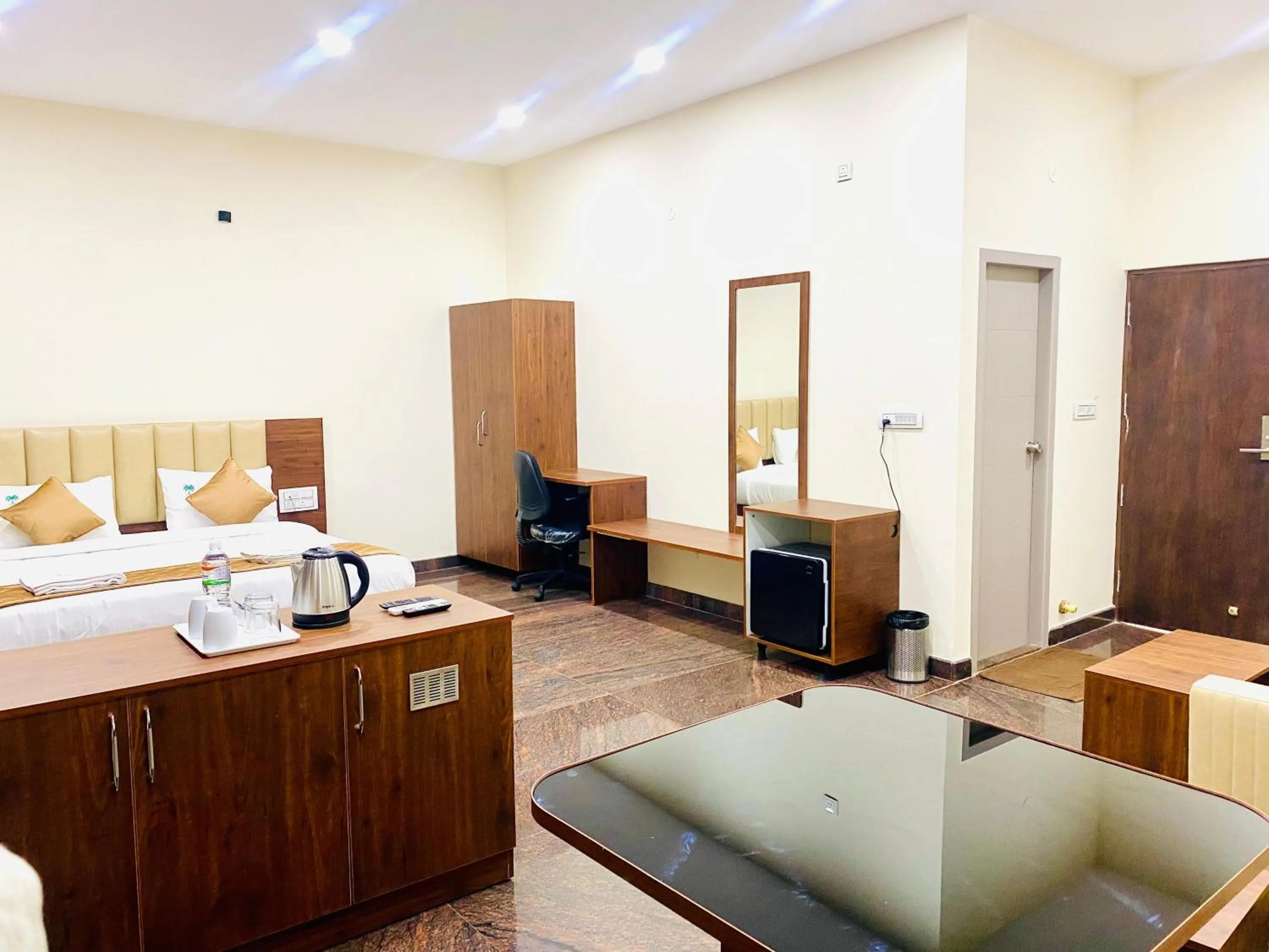 Bed in Hotel Sahara Tree