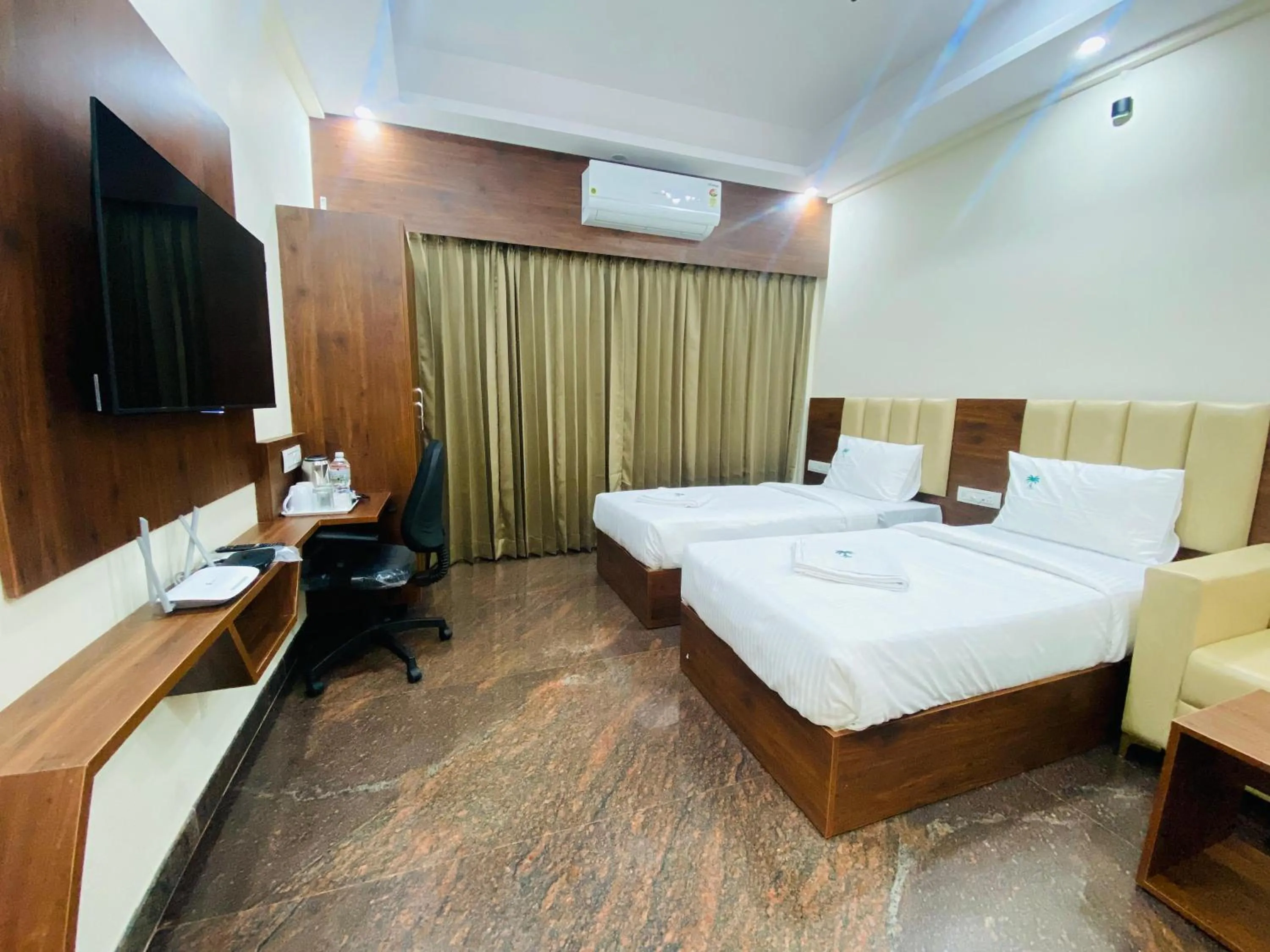 Bed in Hotel Sahara Tree