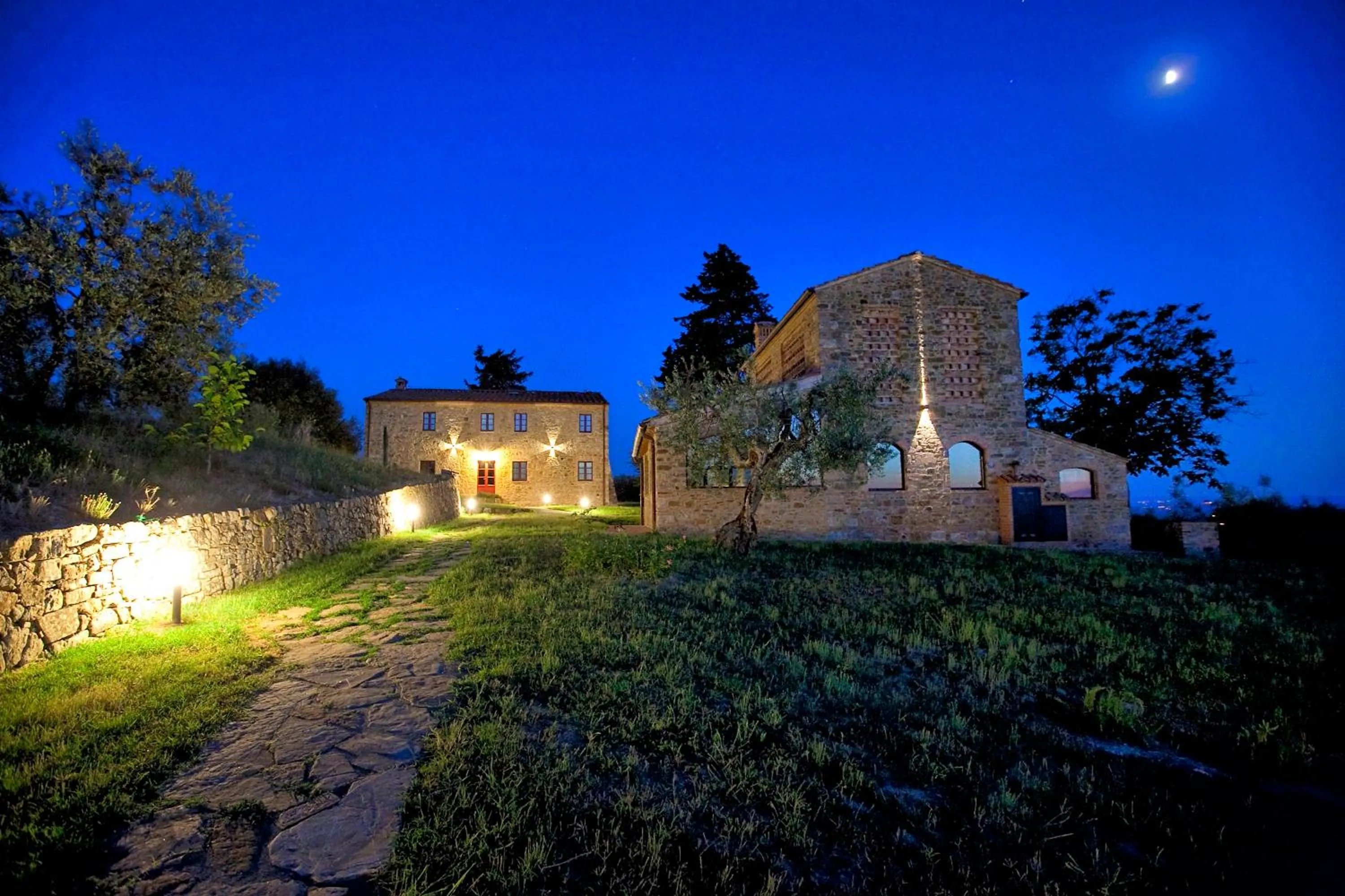 Garden in Villa Ferdinando by PosarelliVillas
