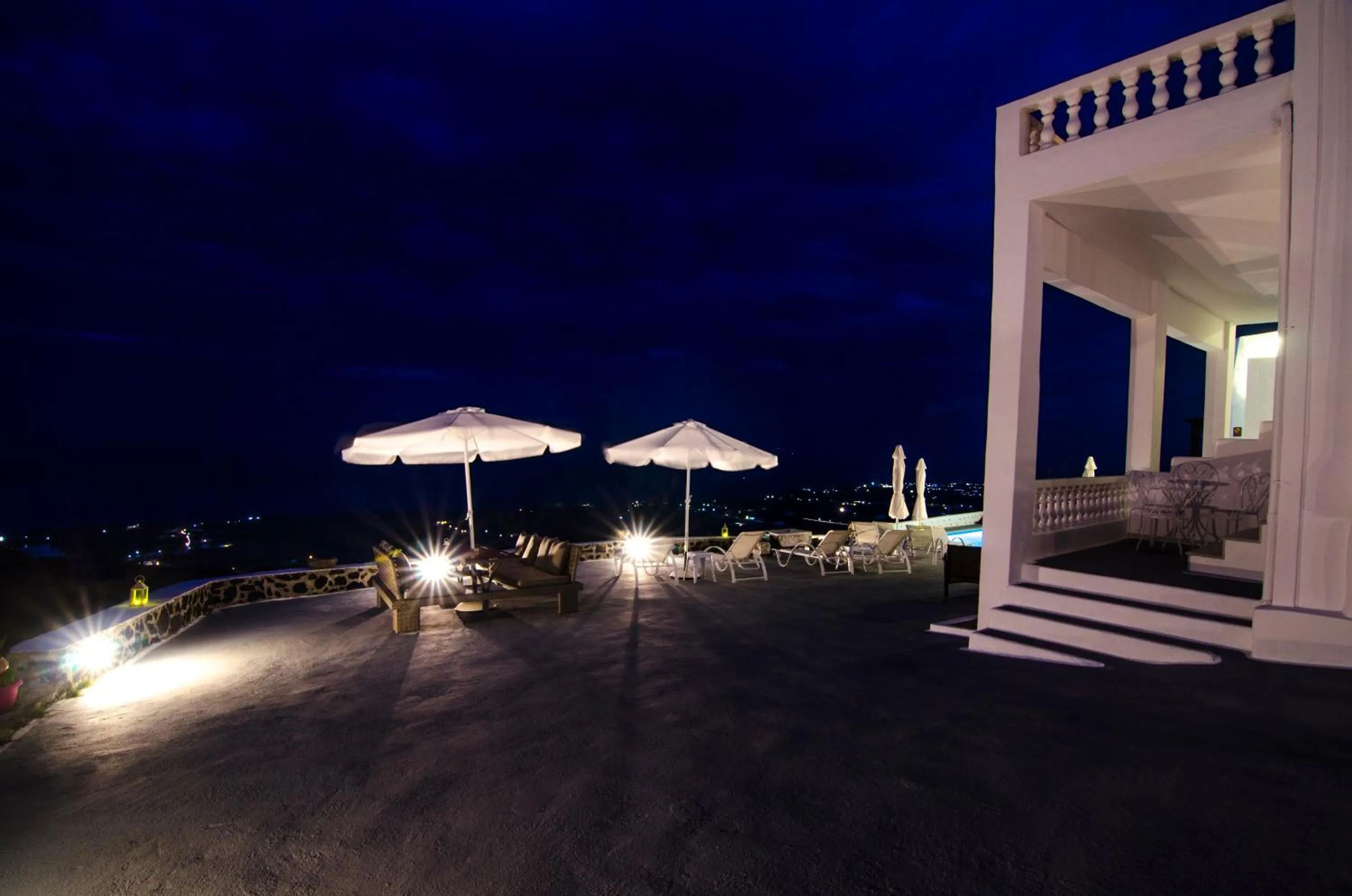 Swimming pool in Belle Etoile Villas