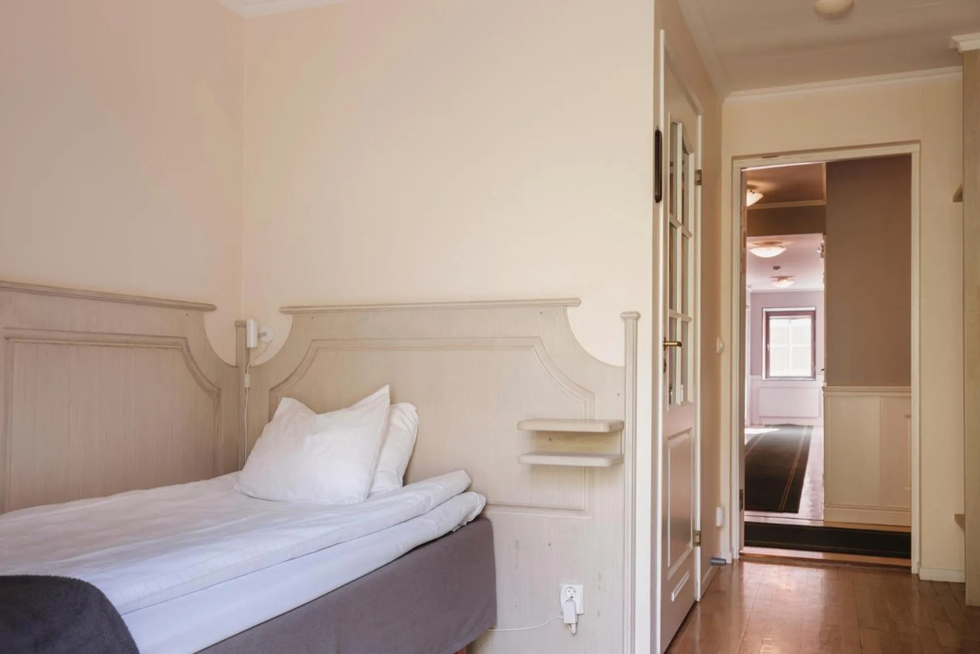 Bedroom, Bed in Lejondals Slott