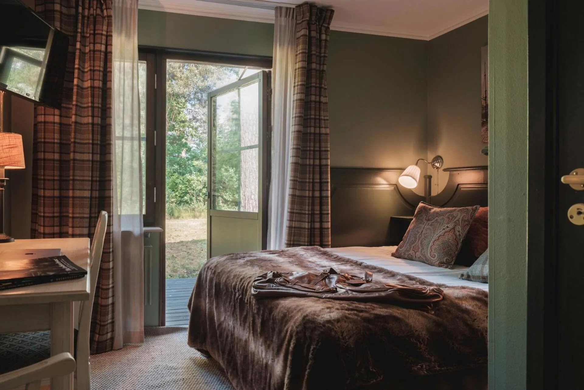 Bedroom, Bed in Lejondals Slott