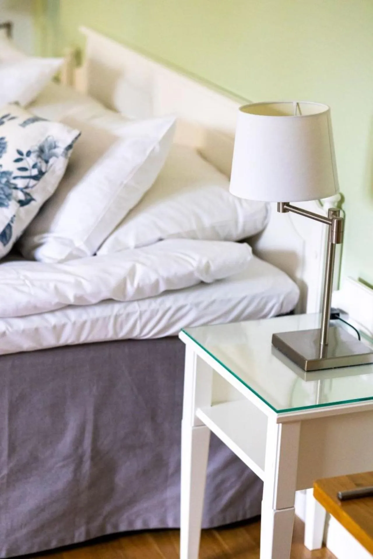 Property building, Bed in Lejondals Slott