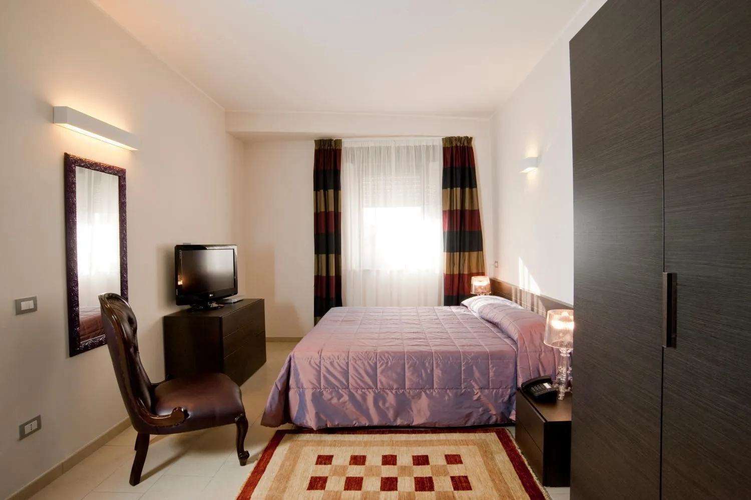 Bedroom, Bed in Hotel Massimino