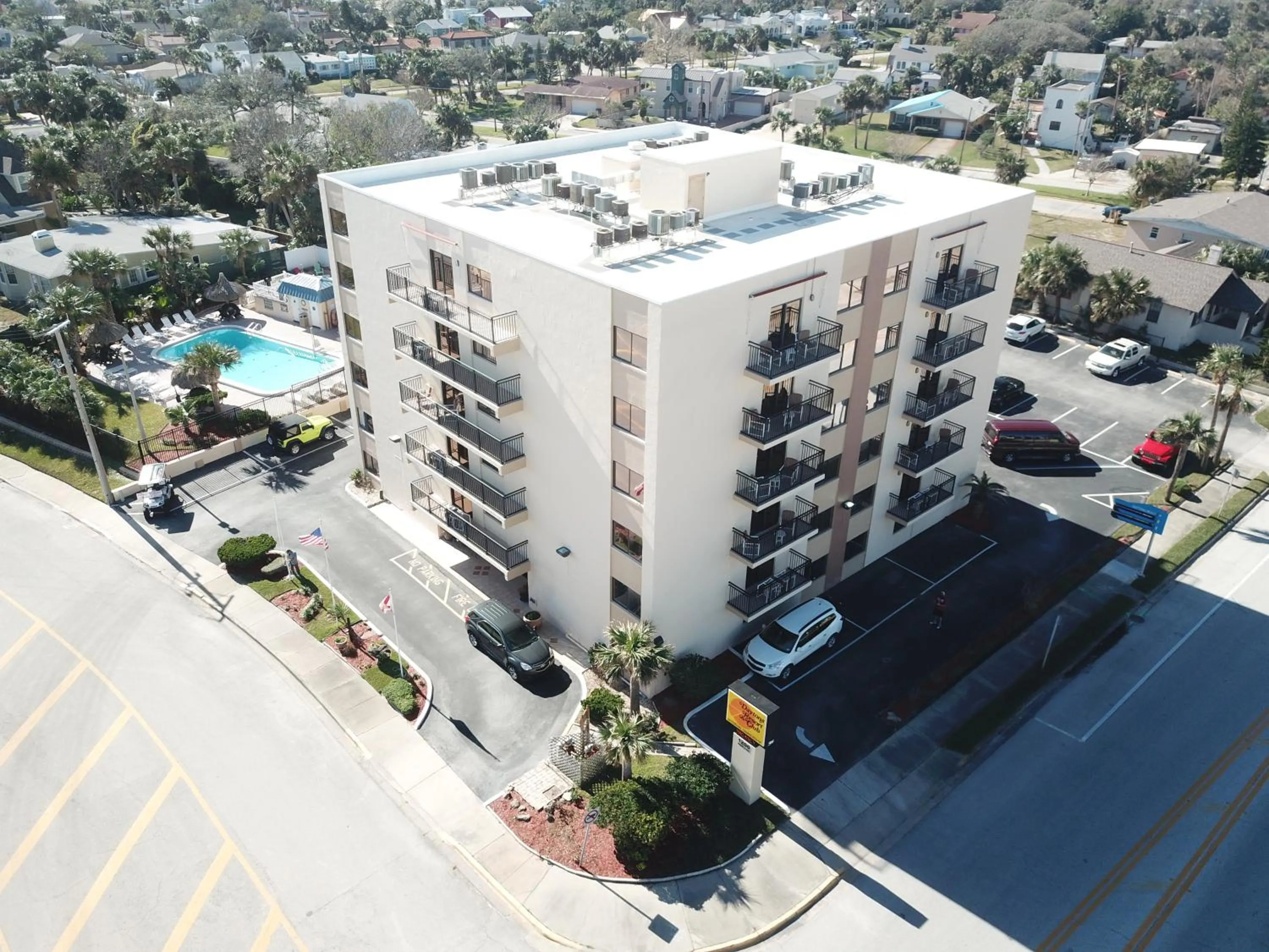 Property building in Daytona Resort and Club