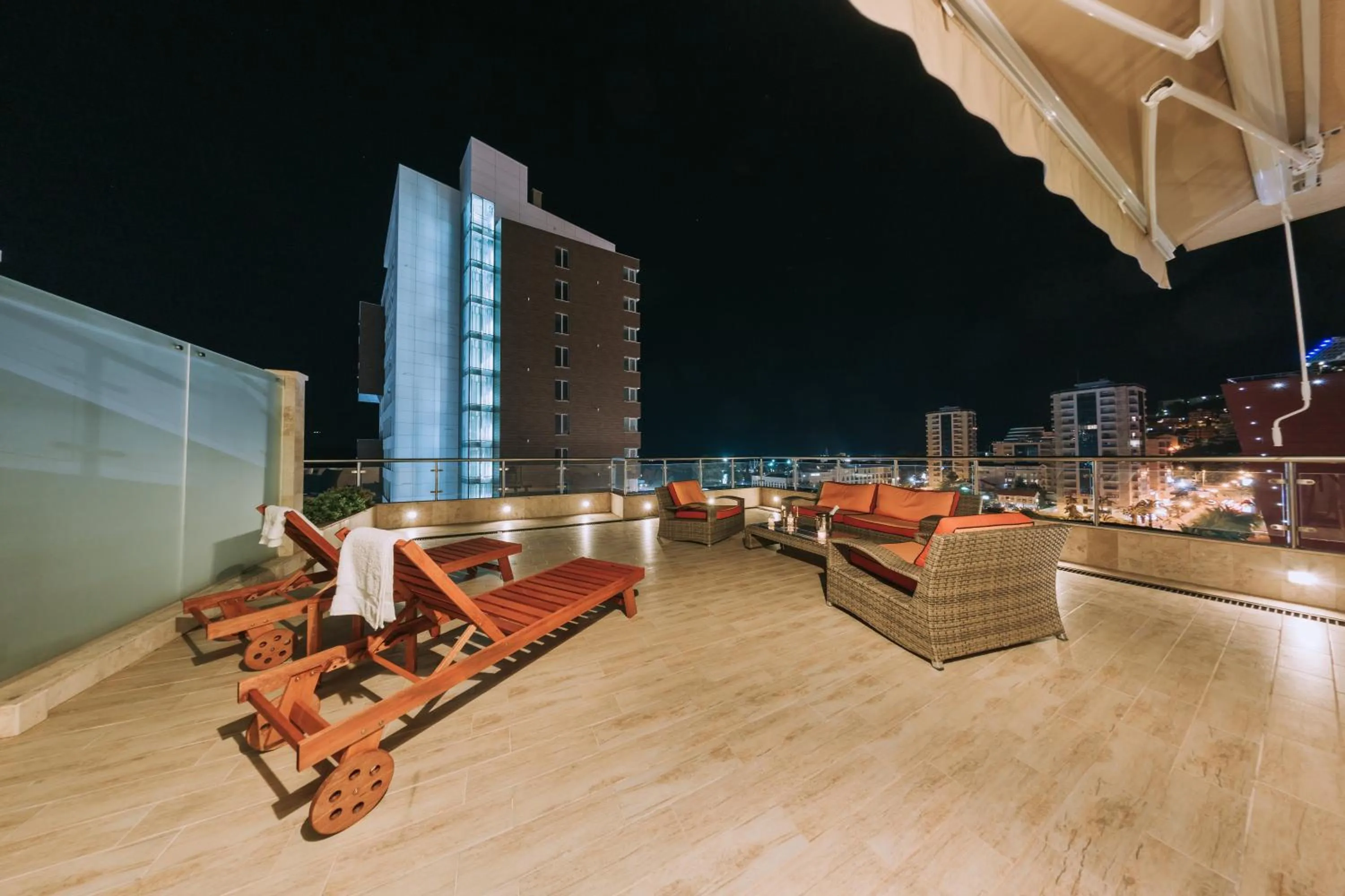 Night in City Apartments