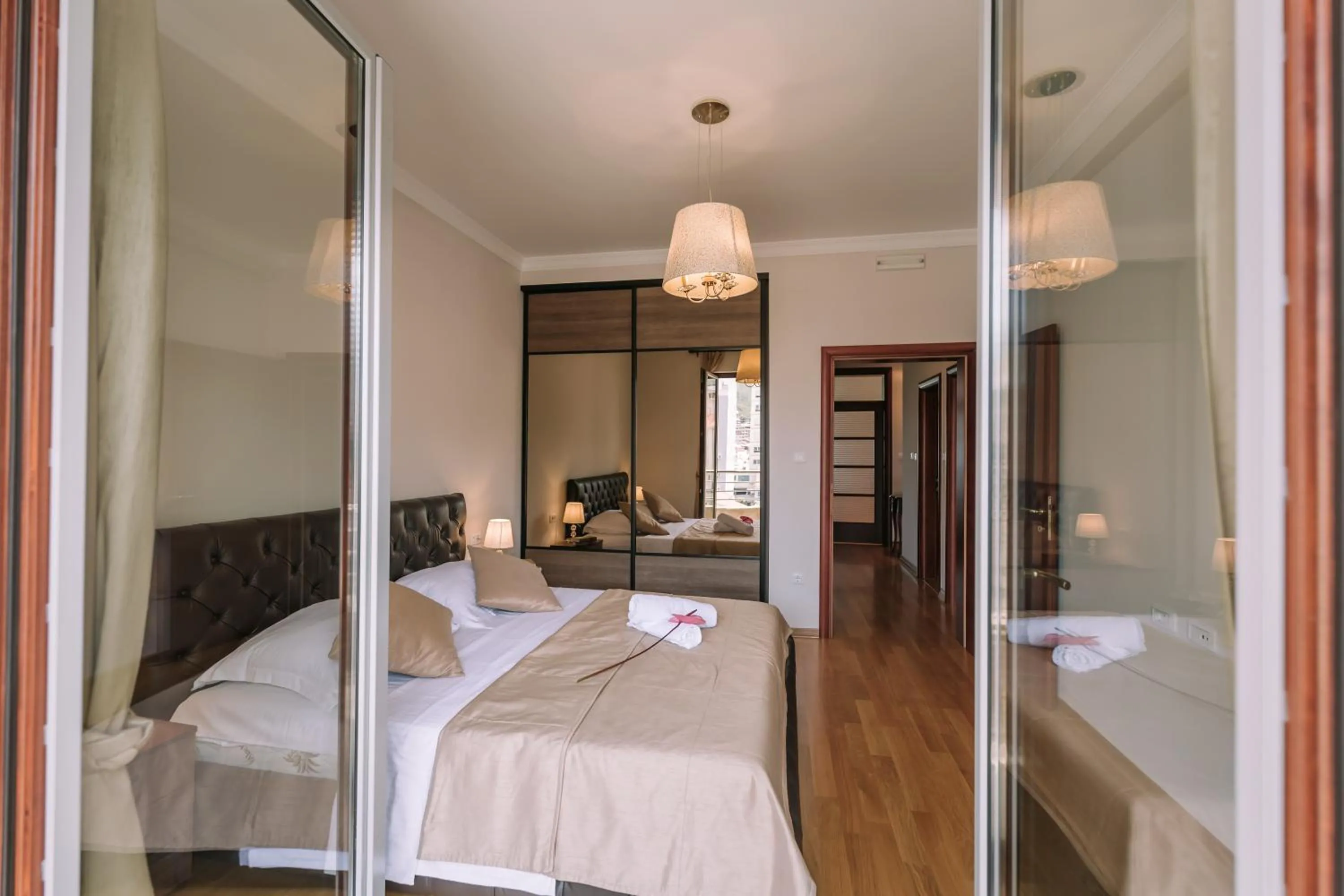 Bed in City Apartments