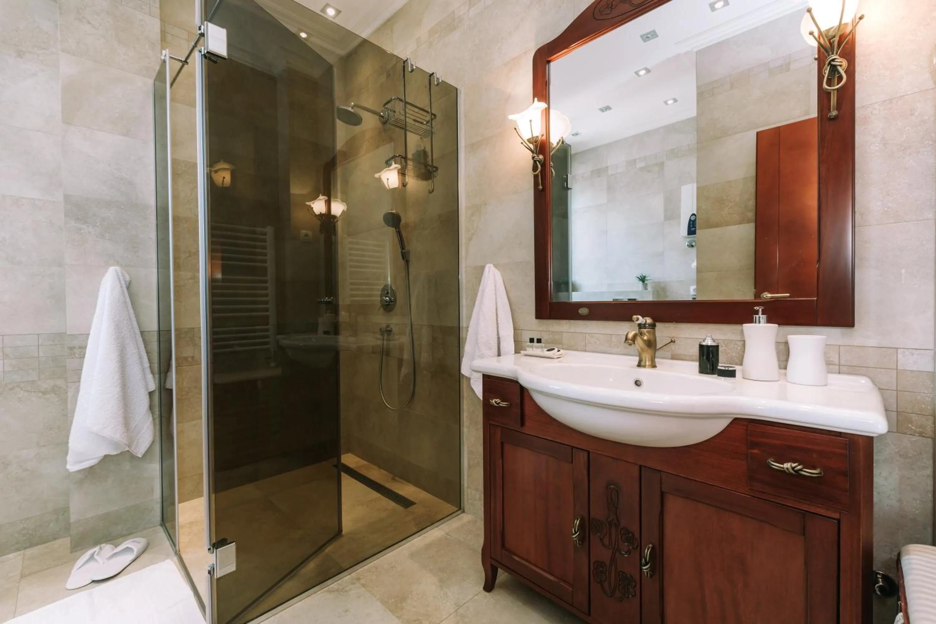 Shower in City Apartments