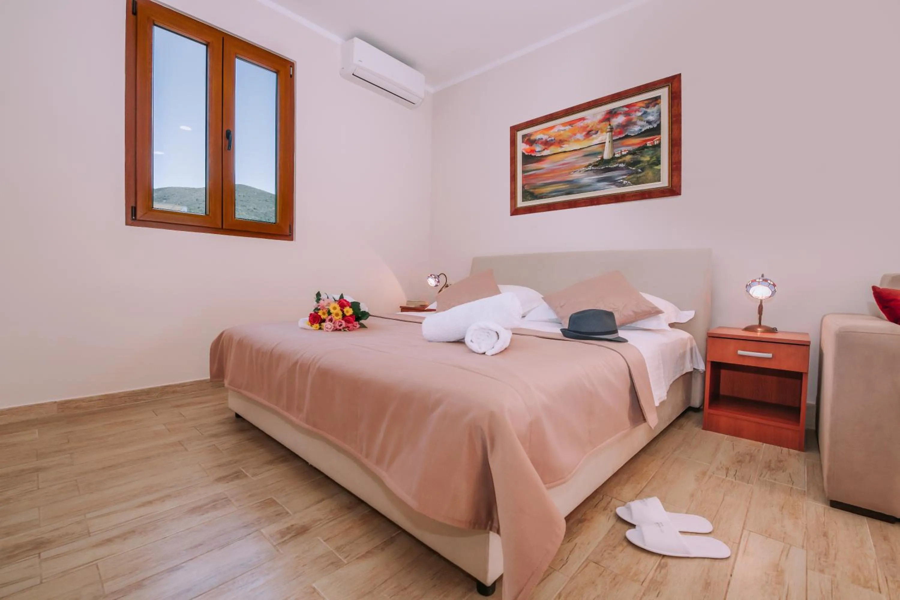 Bedroom, Bed in City Apartments