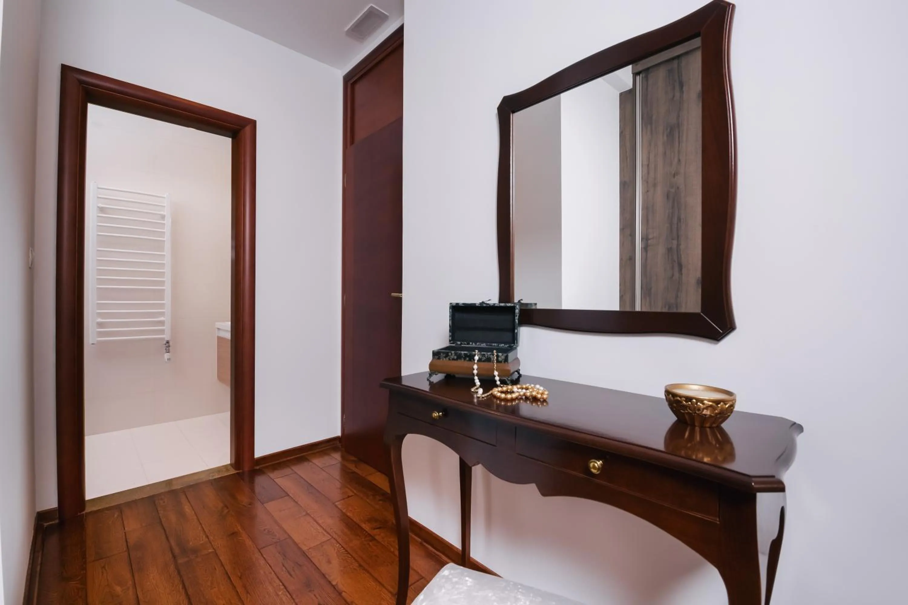 hair dresser in City Apartments