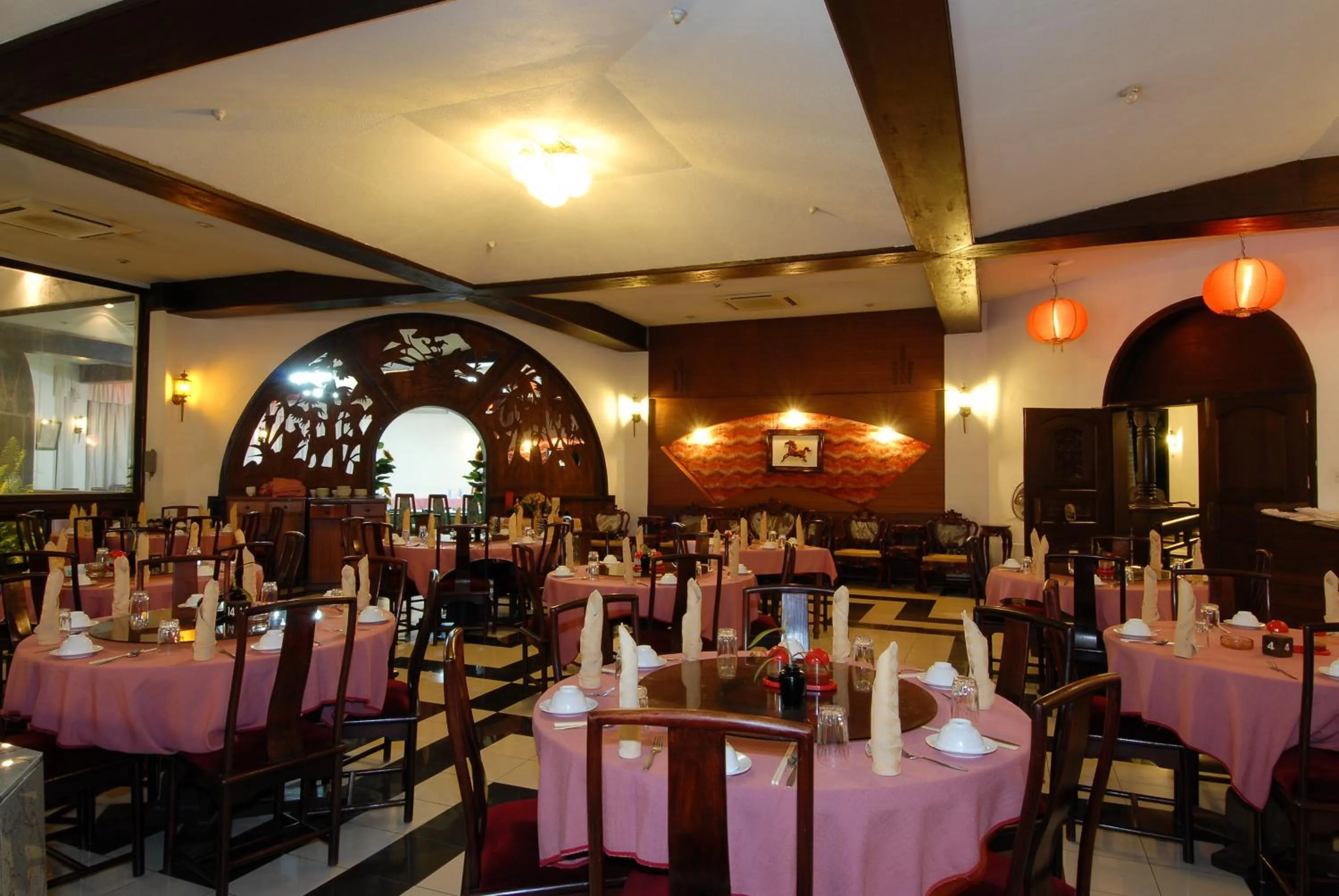 Restaurant/places to eat in Baobab Holiday Resort