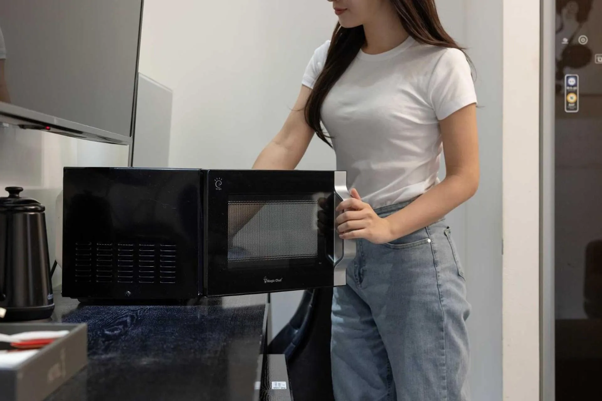 microwave in Hotel Moon Cheonan ShinBuldang