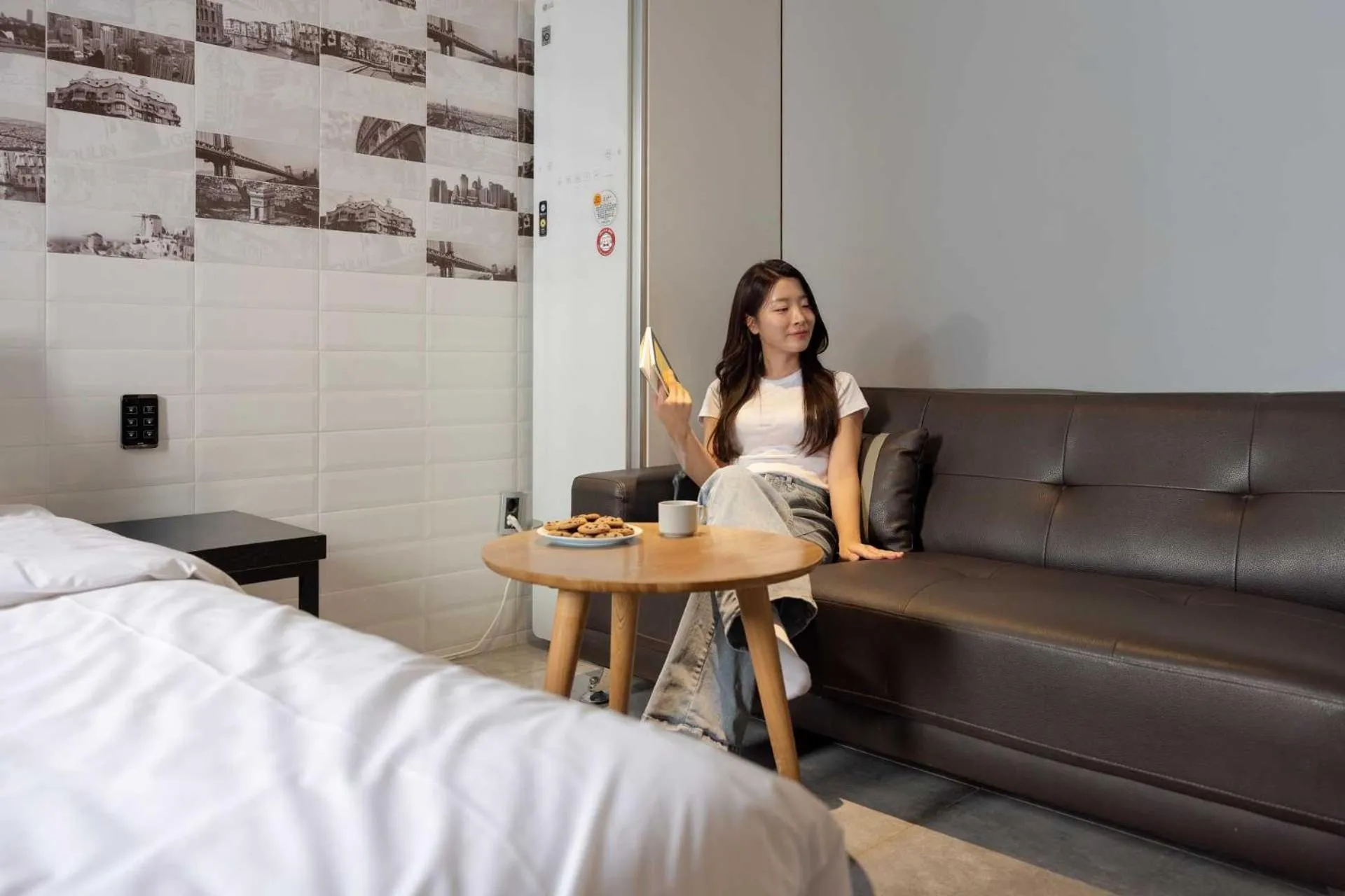 Photo of the whole room, Bed in Hotel Moon Cheonan ShinBuldang