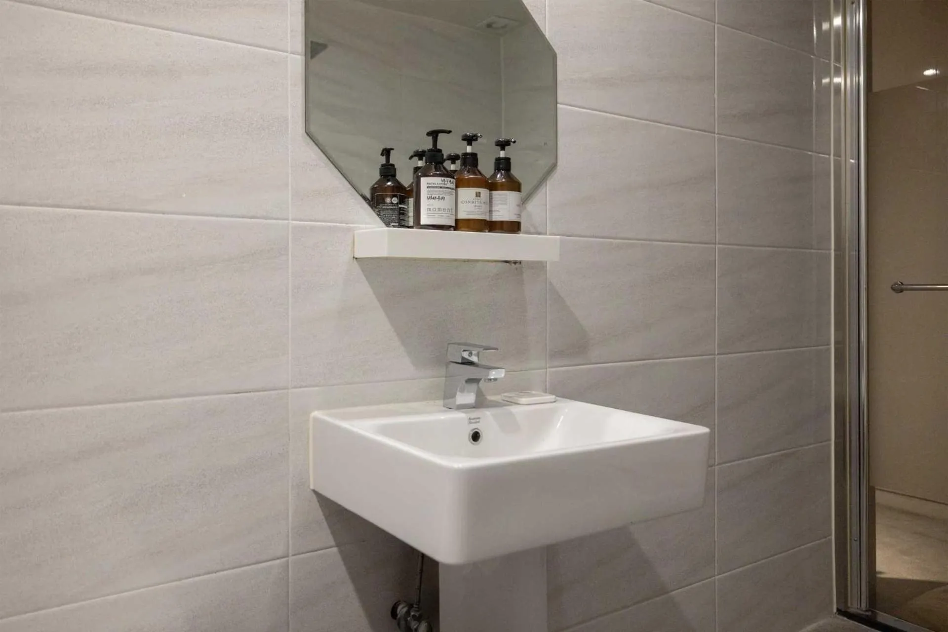 Toilet in Hotel Moon Cheonan ShinBuldang