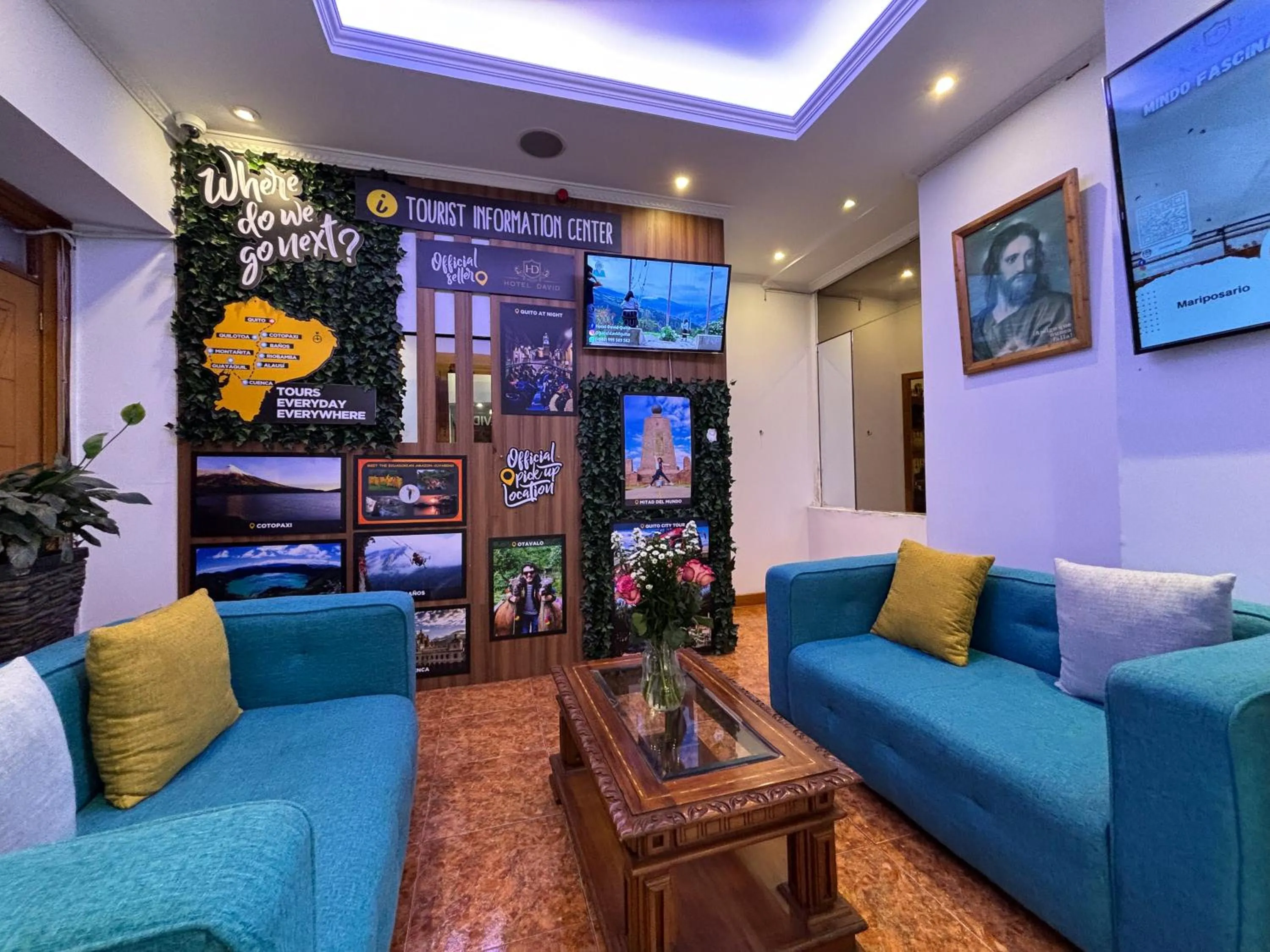 Property building in Hotel David