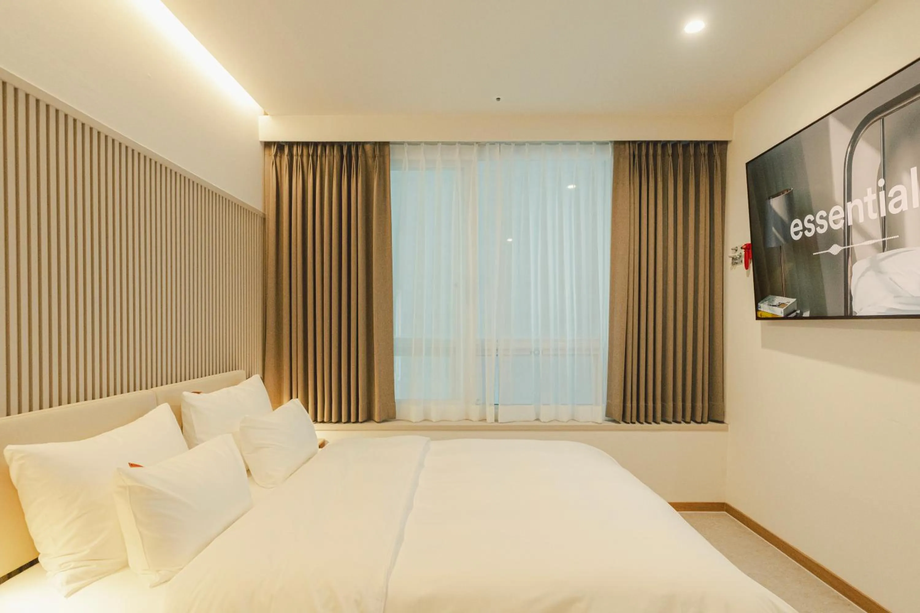Bed in Cheonan Buldang Hound Hotel