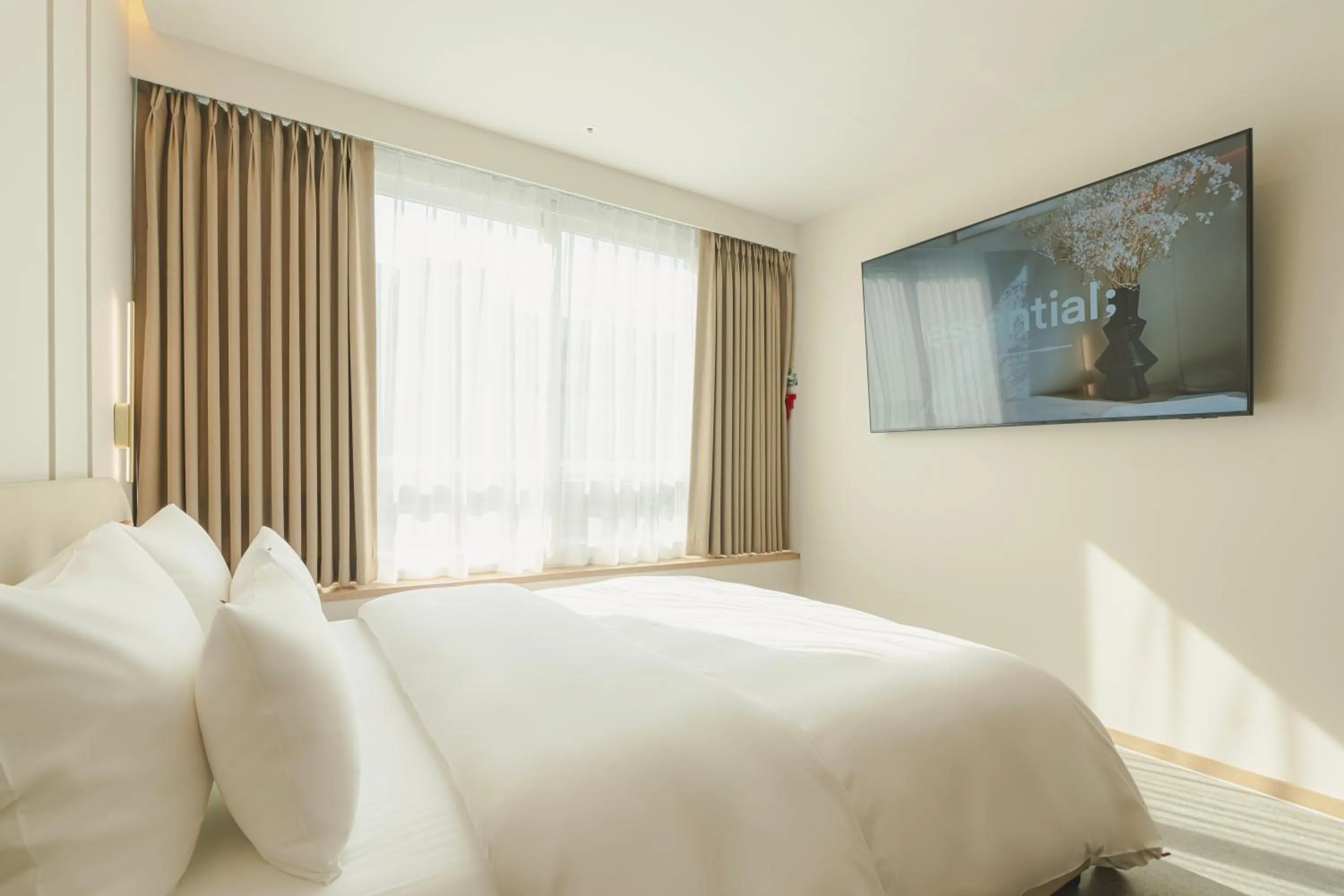 Bed in Cheonan Buldang Hound Hotel