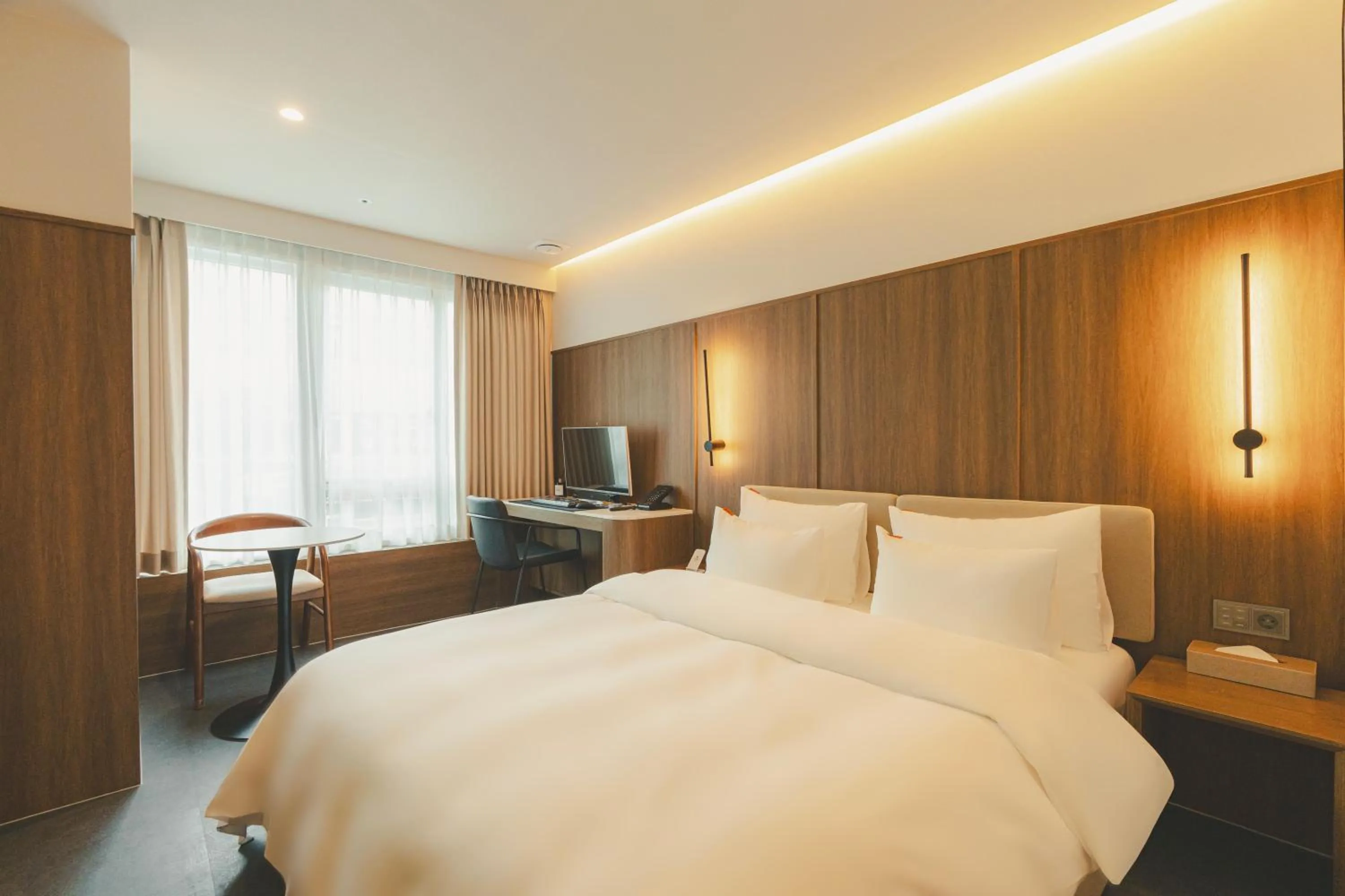 Bed in Cheonan Buldang Hound Hotel