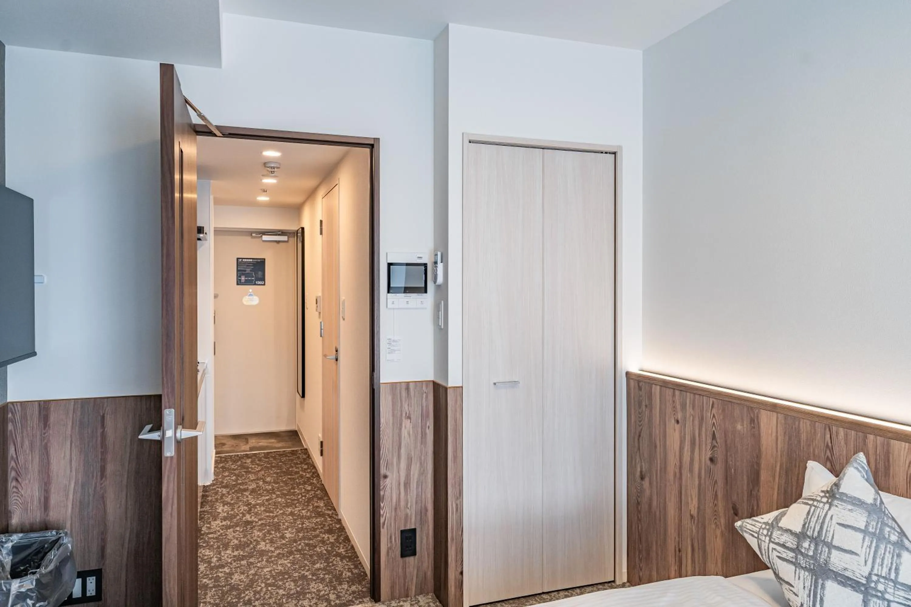 Bed in Apartment Hotel 11 Osaka Dome