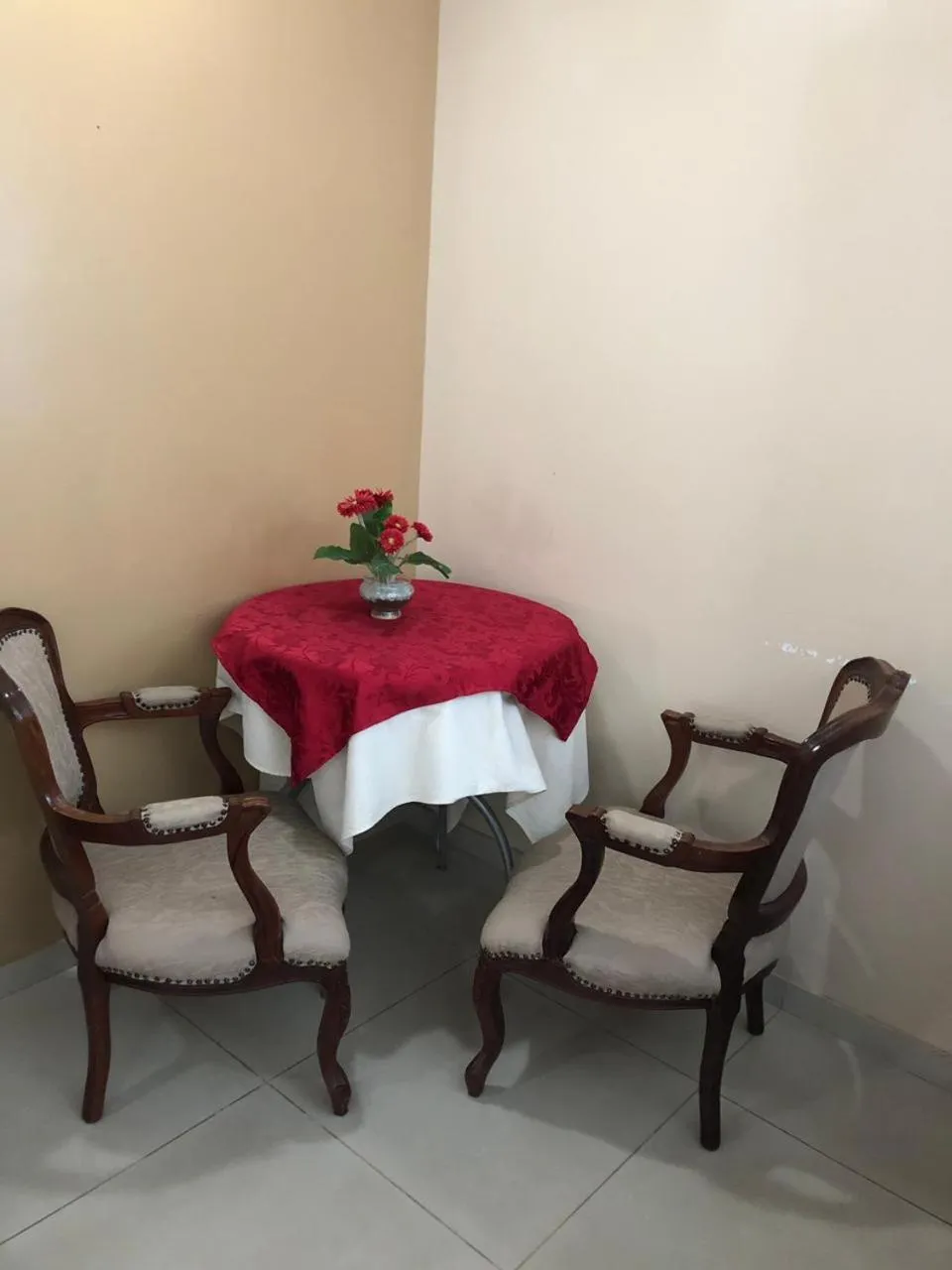 Dining area in Victor Plaza Formiga