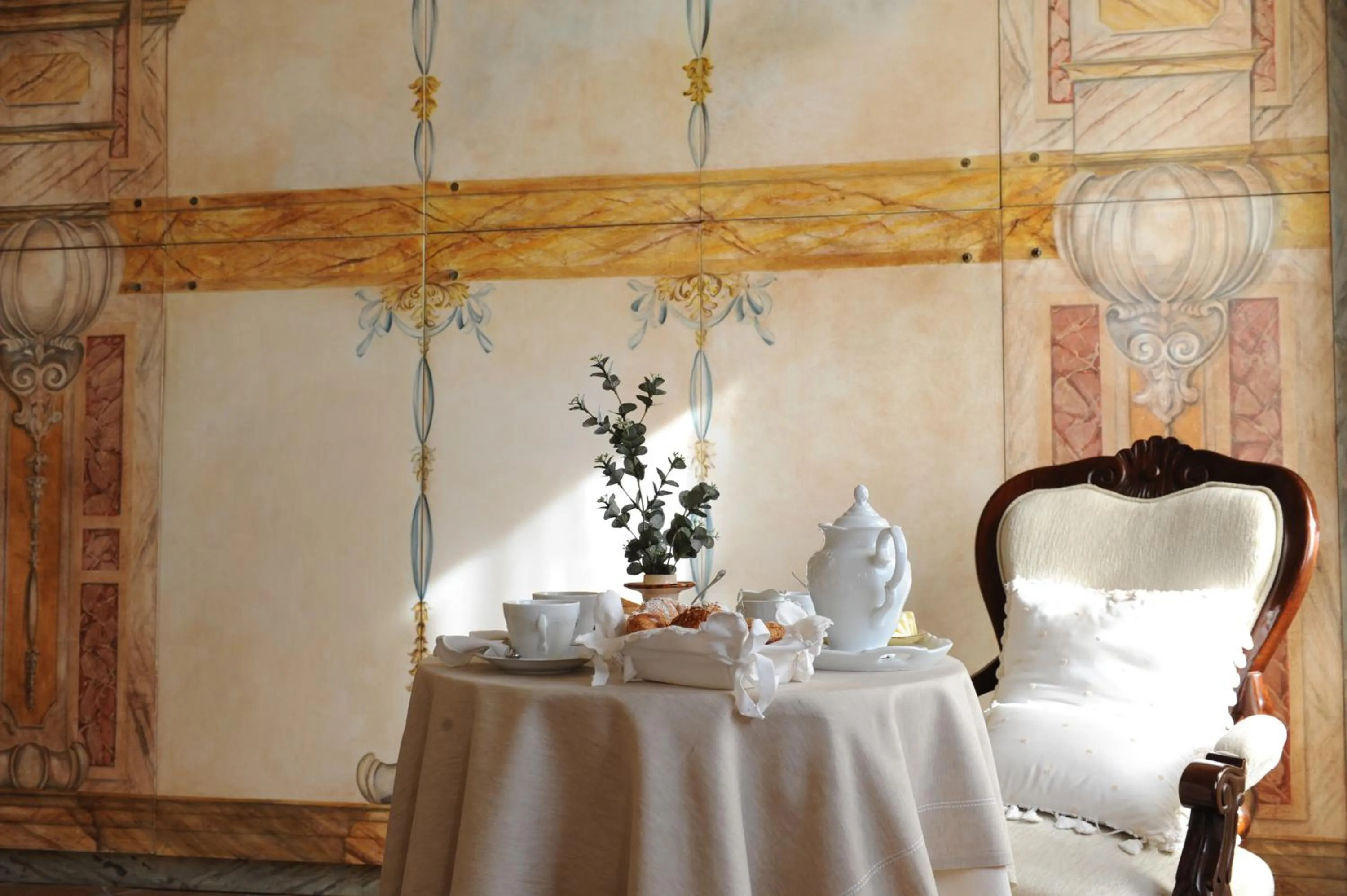 Bedroom in Casa Raiola Ercolano Luxury Rooms & Spa