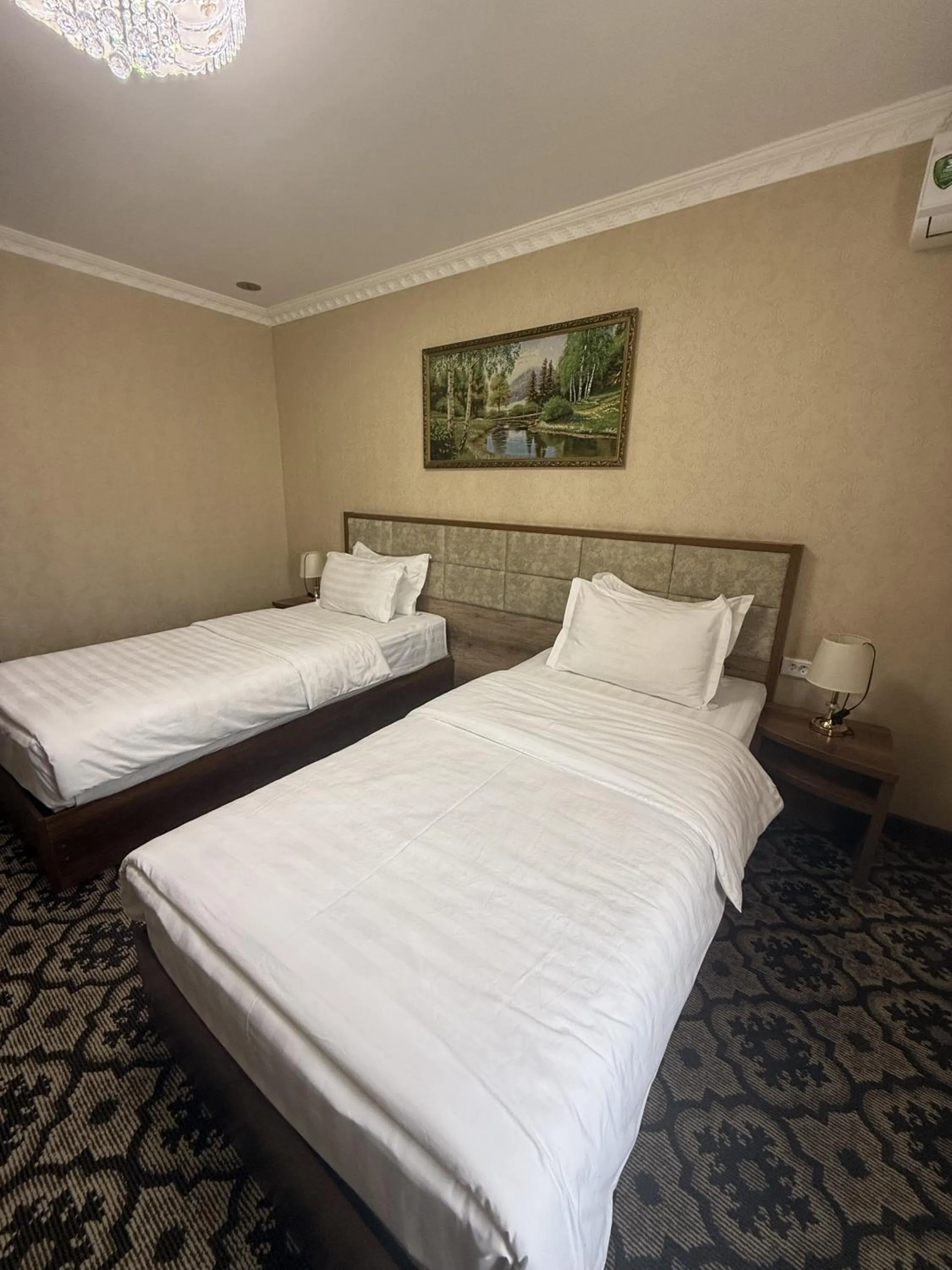 Bed in Reikartz Fergana