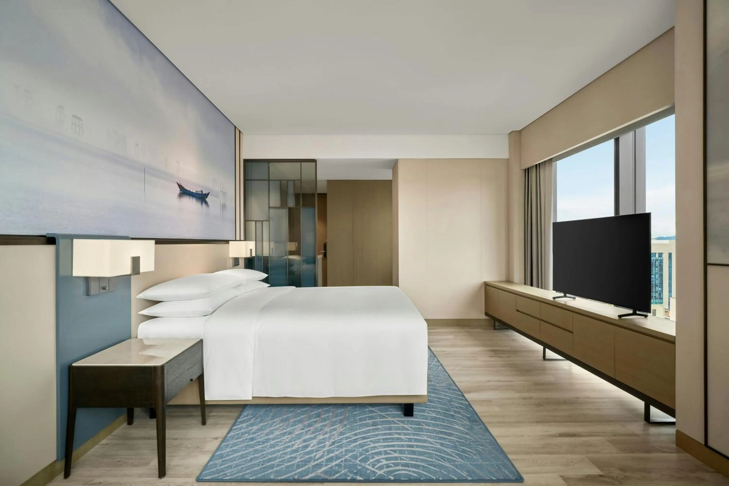 Photo of the whole room, Bed in Courtyard by Marriott Danang Han River