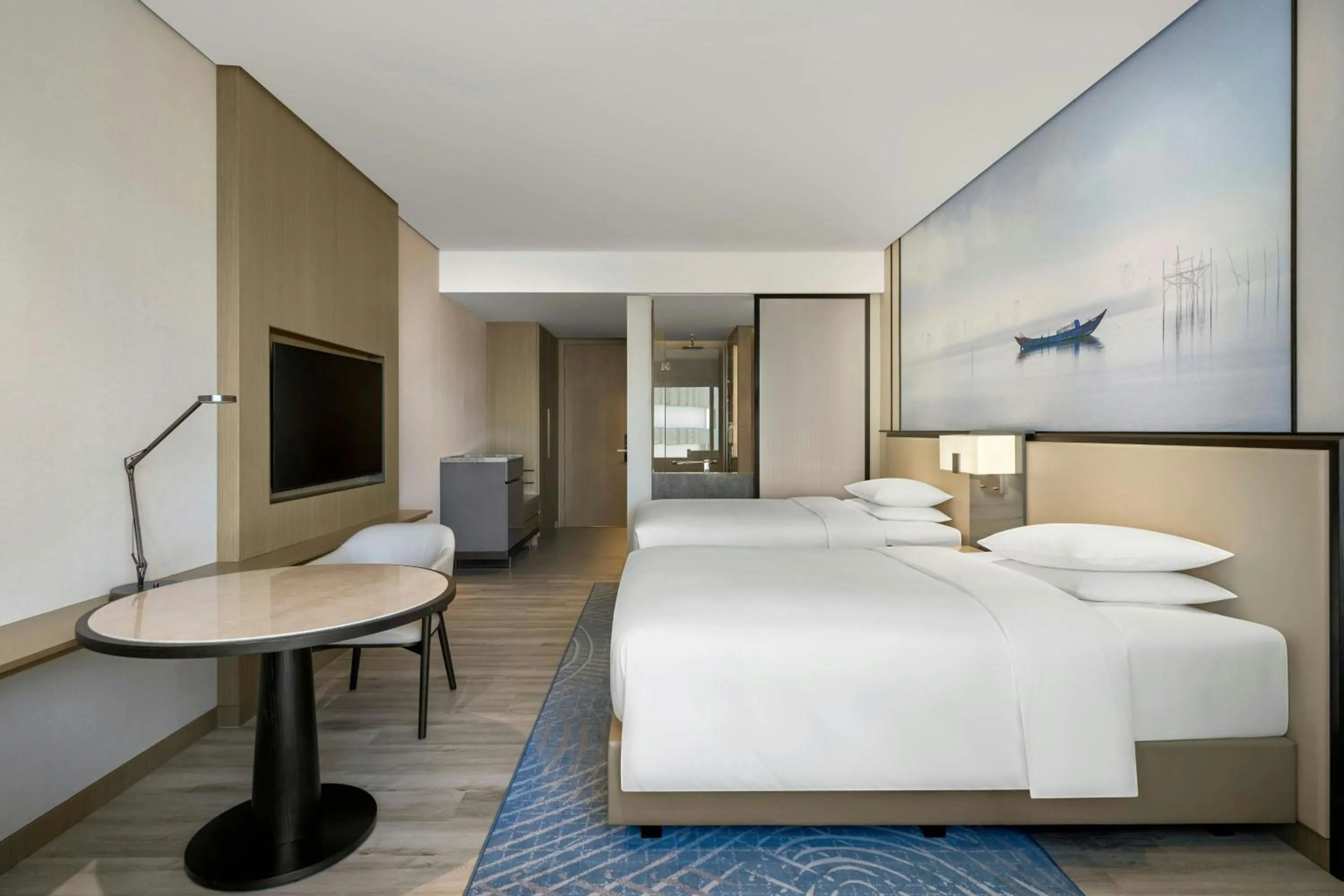 Photo of the whole room, Bed in Courtyard by Marriott Danang Han River