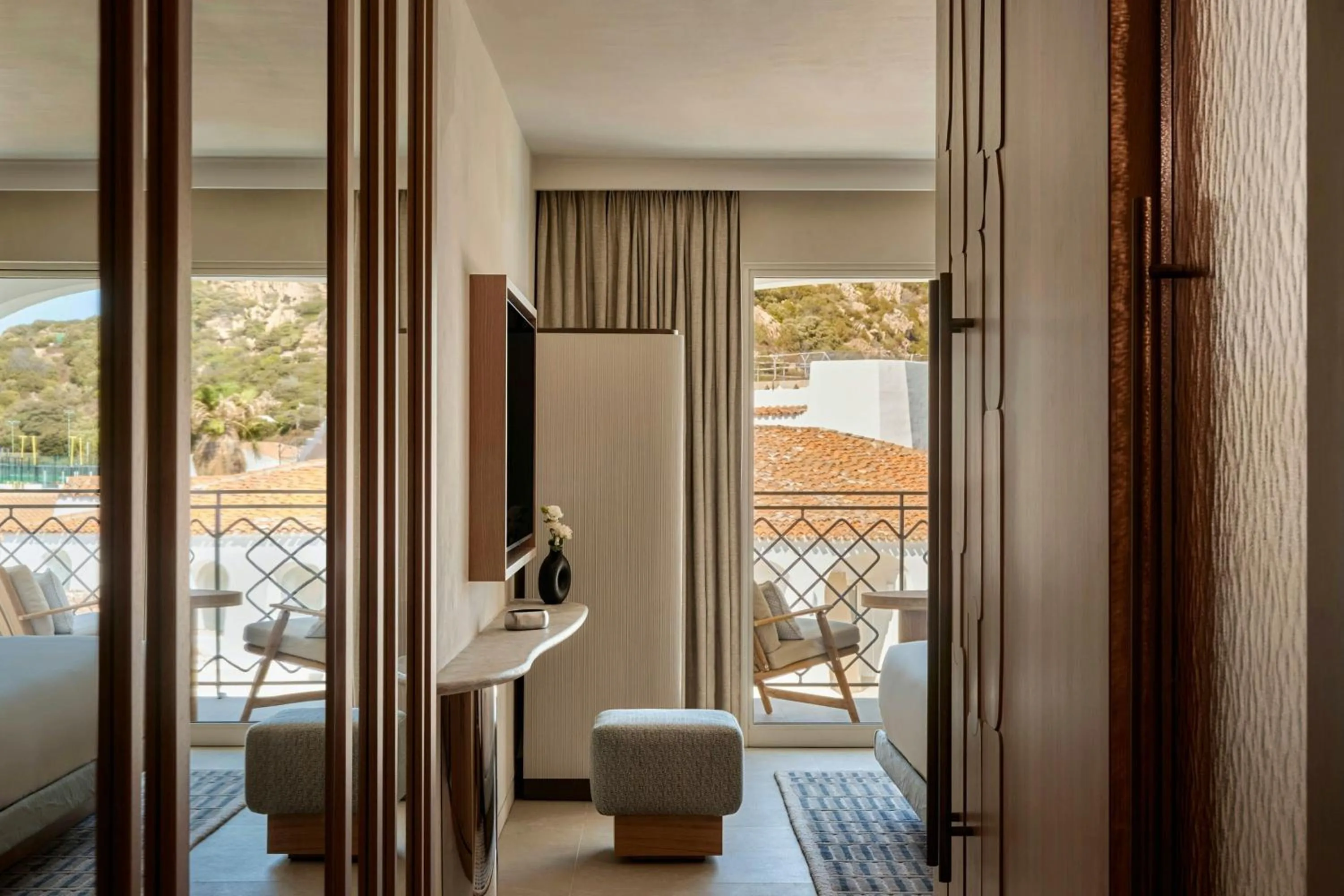 Photo of the whole room in W Sardinia - Poltu Quatu