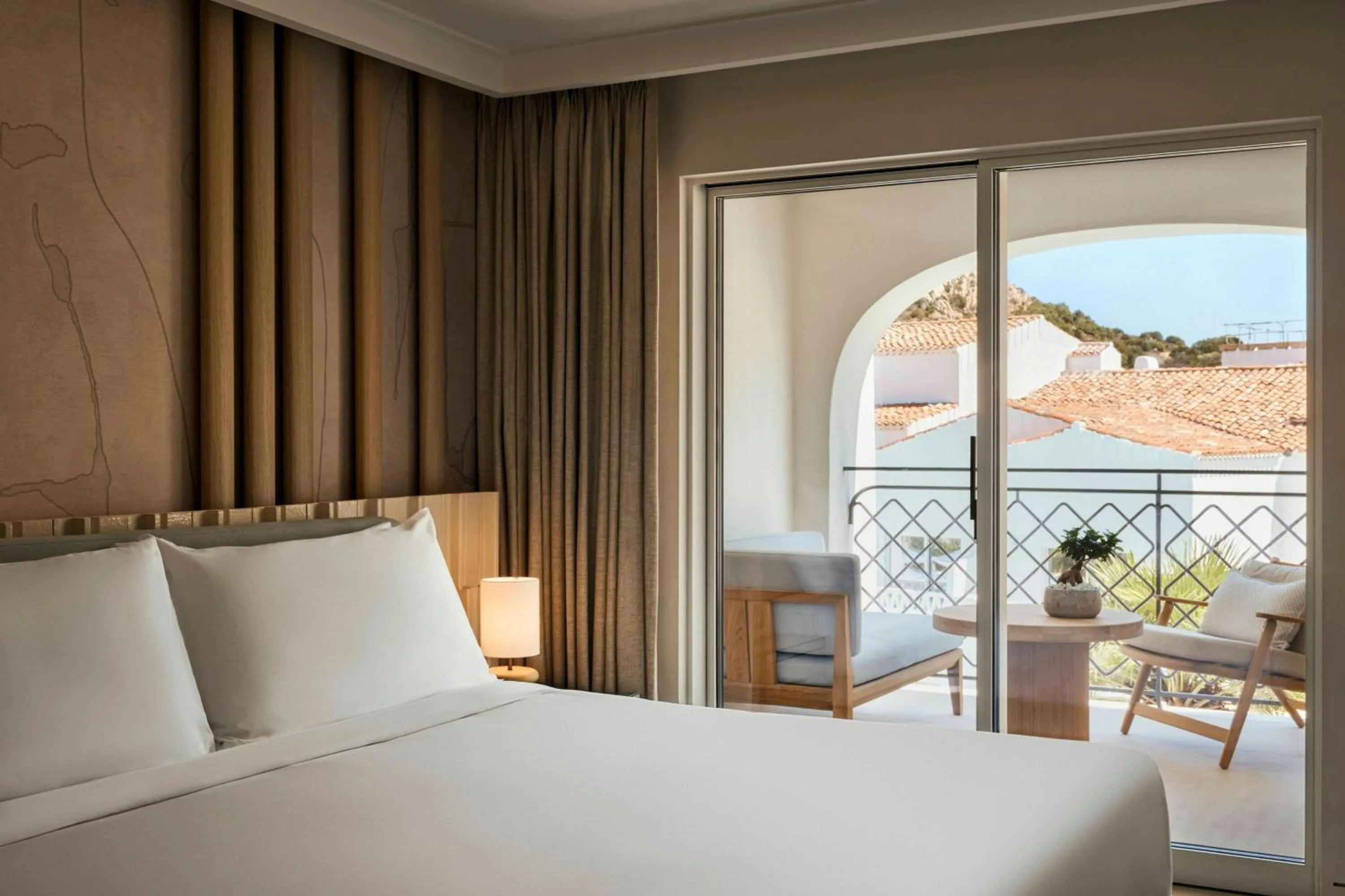 Photo of the whole room, Bed in W Sardinia - Poltu Quatu