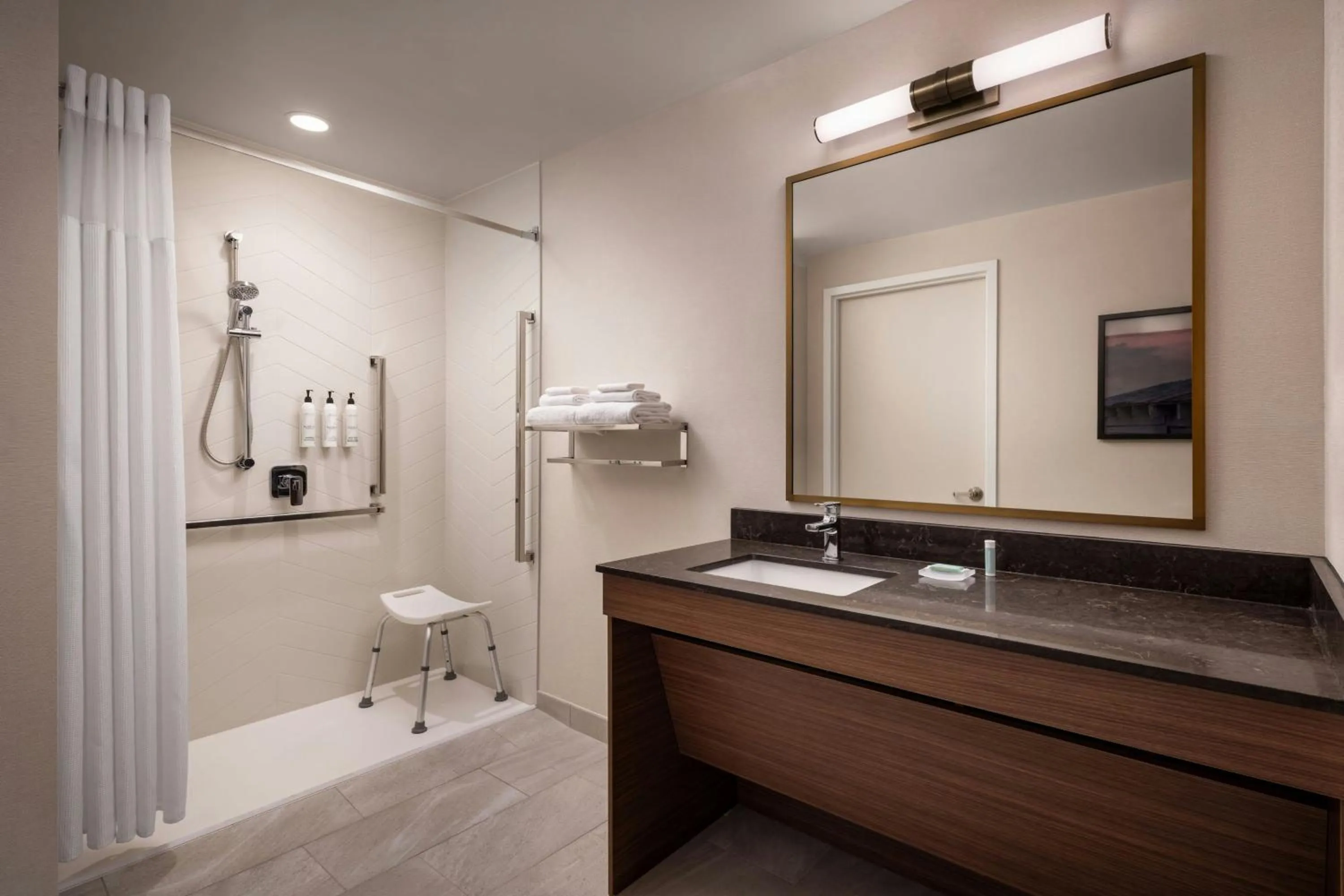 Bathroom in Fairfield Inn & Suites by Marriott Chilliwack