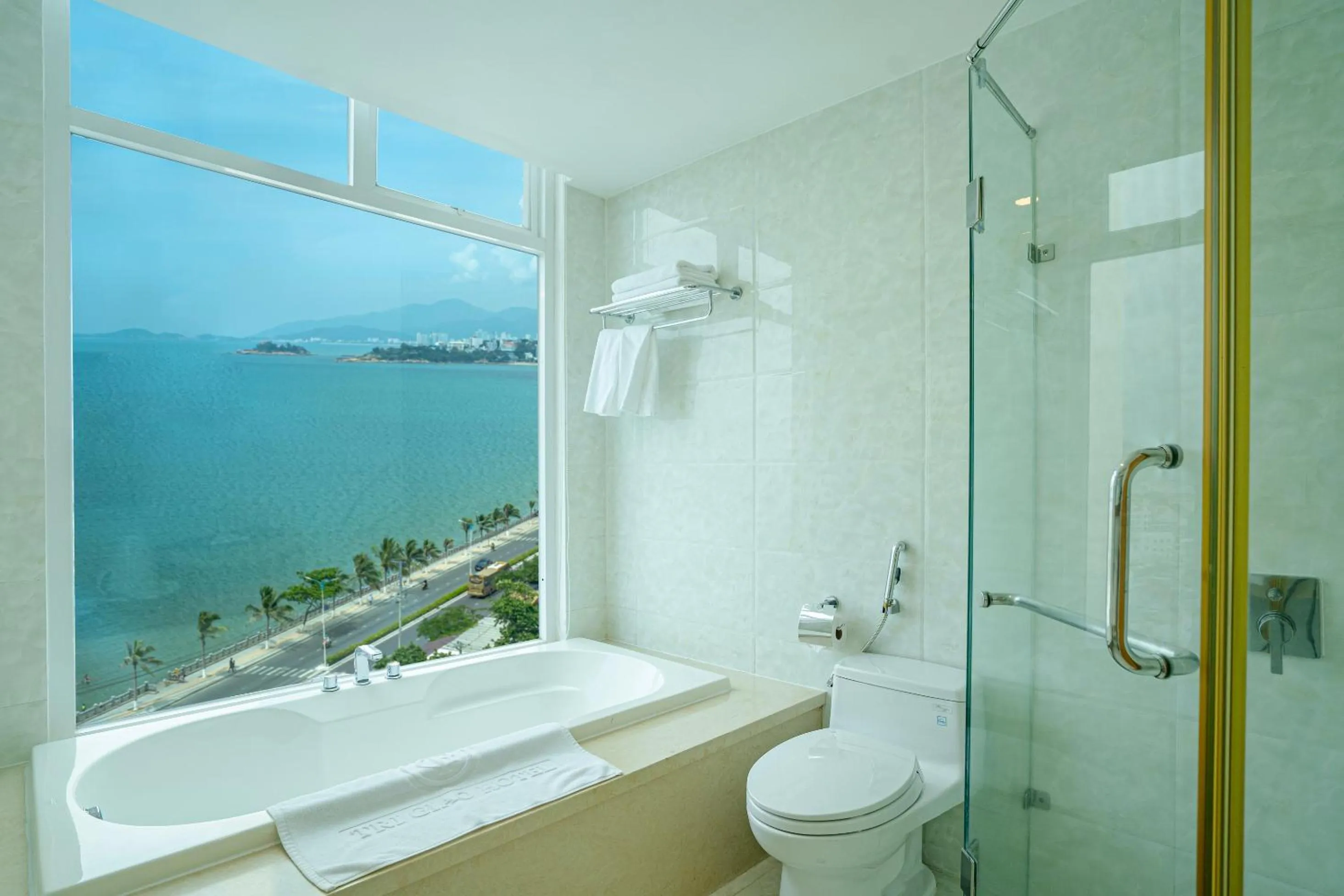 Glamour Hotel Nha Trang