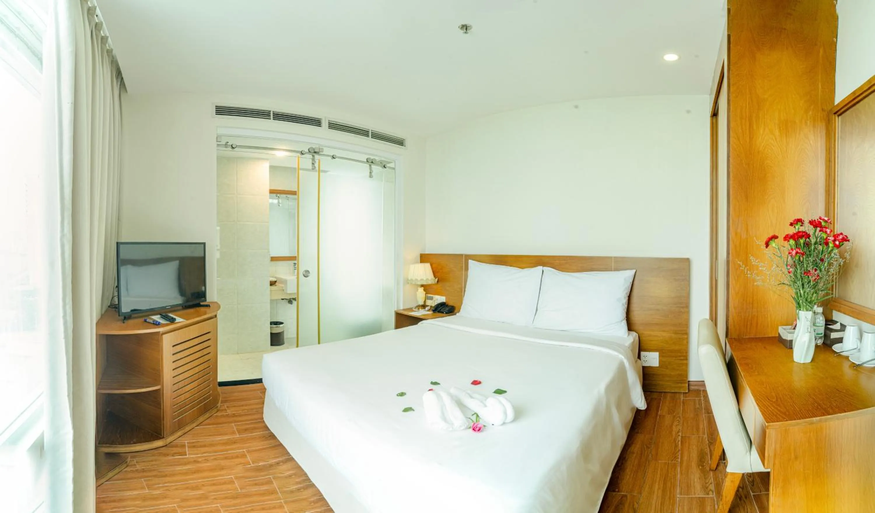 Bed in Glamour Hotel Nha Trang