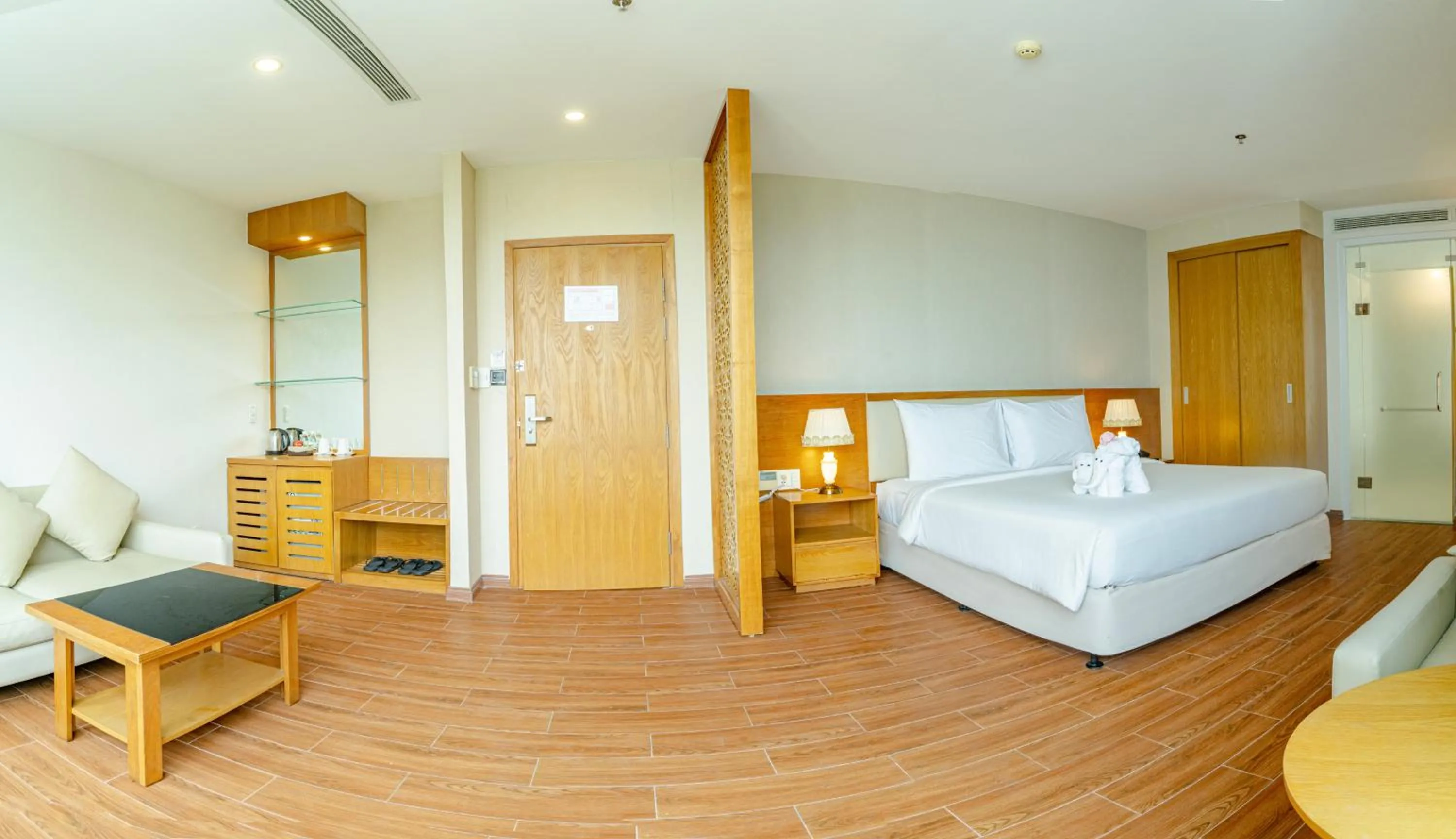 Bed in Glamour Hotel Nha Trang