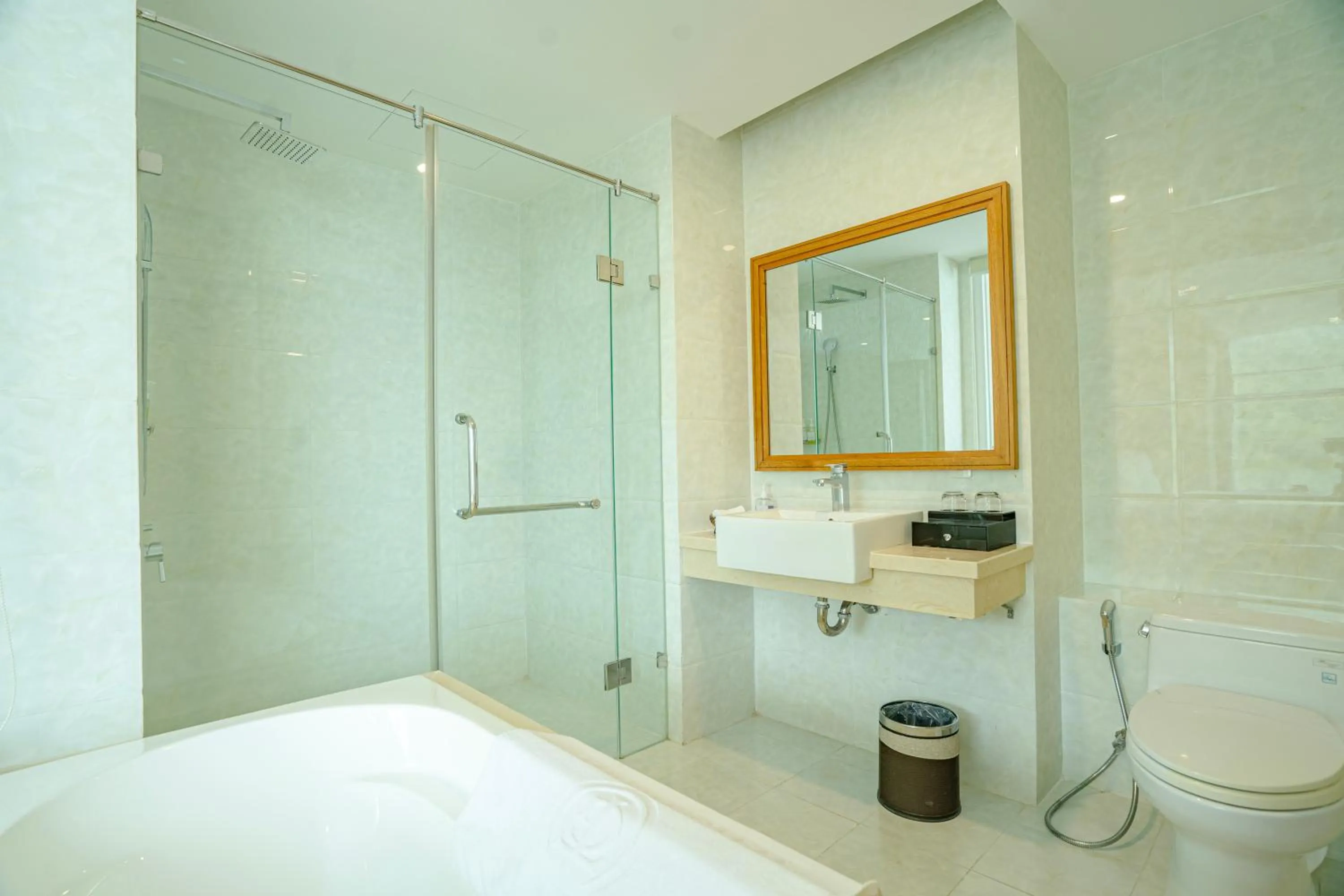 Glamour Hotel Nha Trang