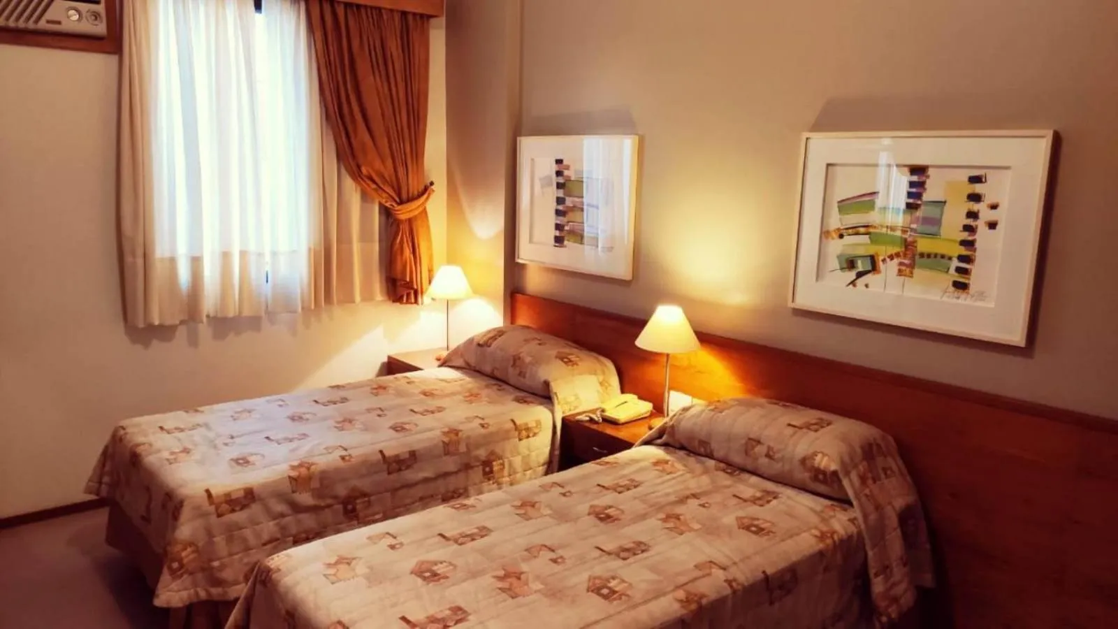 Bed in Hotel Metrópolis