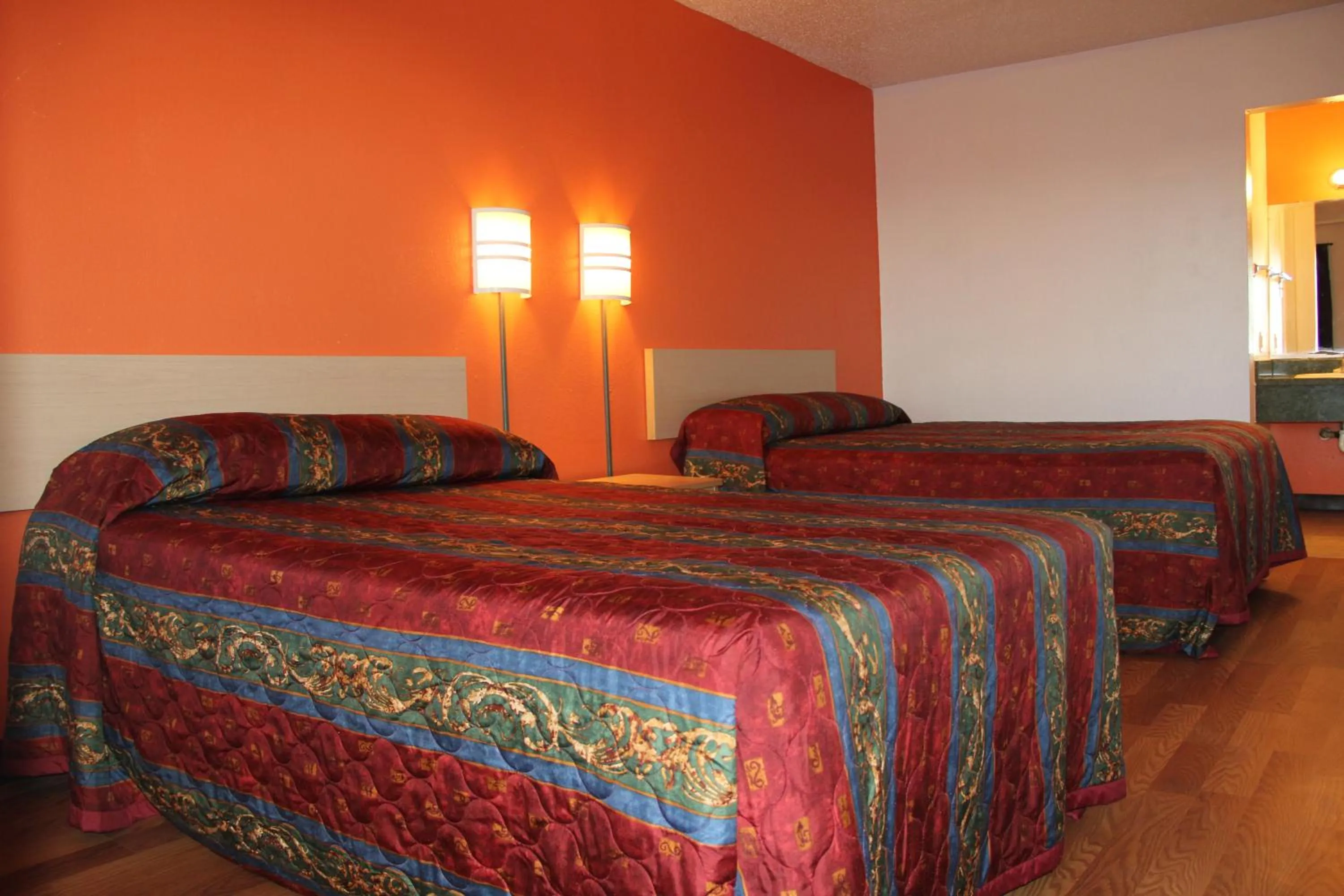 Bedroom, Bed in Sherman Inn