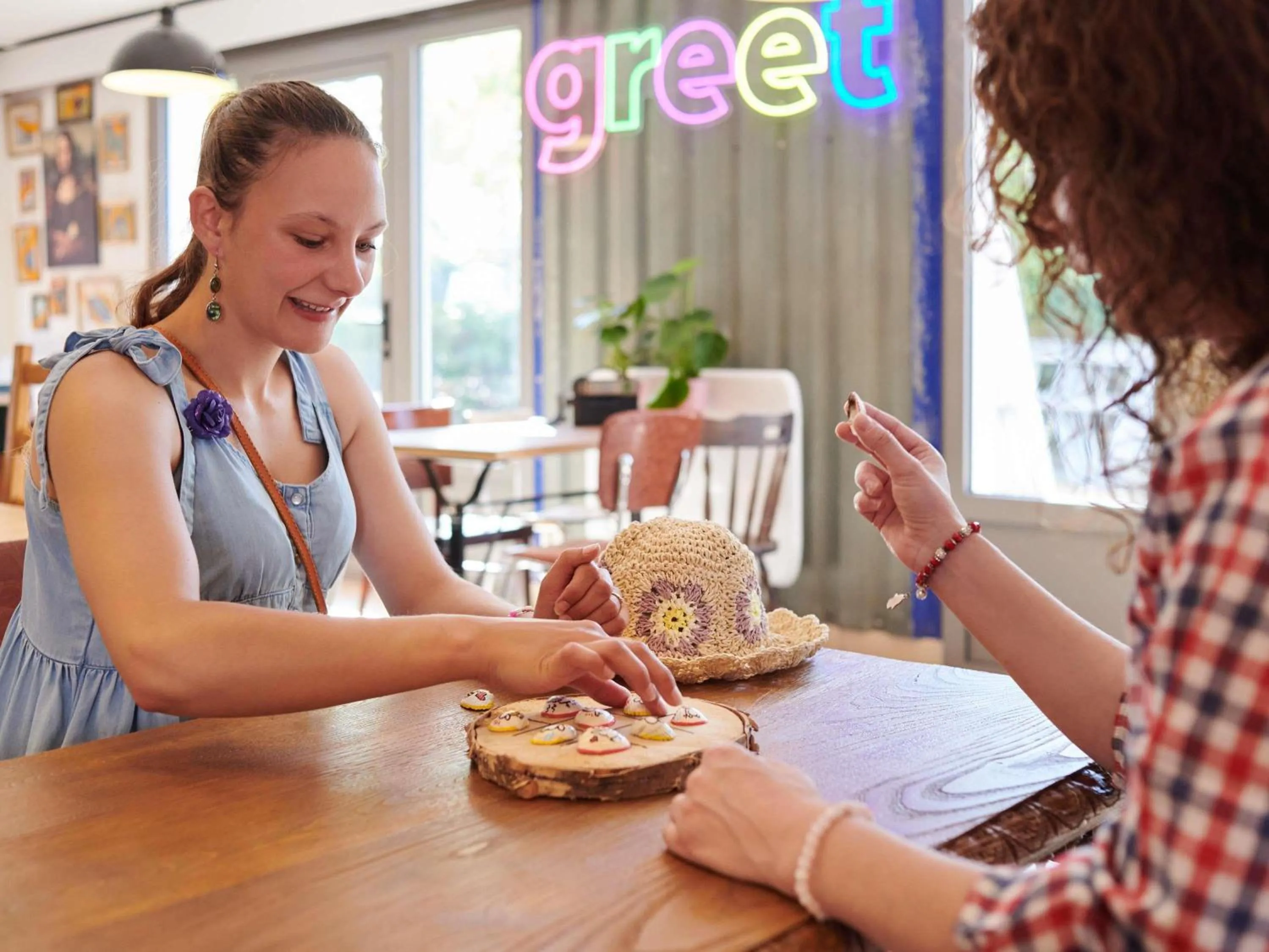 Lounge or bar in Greet Hôtel Saint-Nazaire Trignac Nouvelle Marque du Groupe Accor