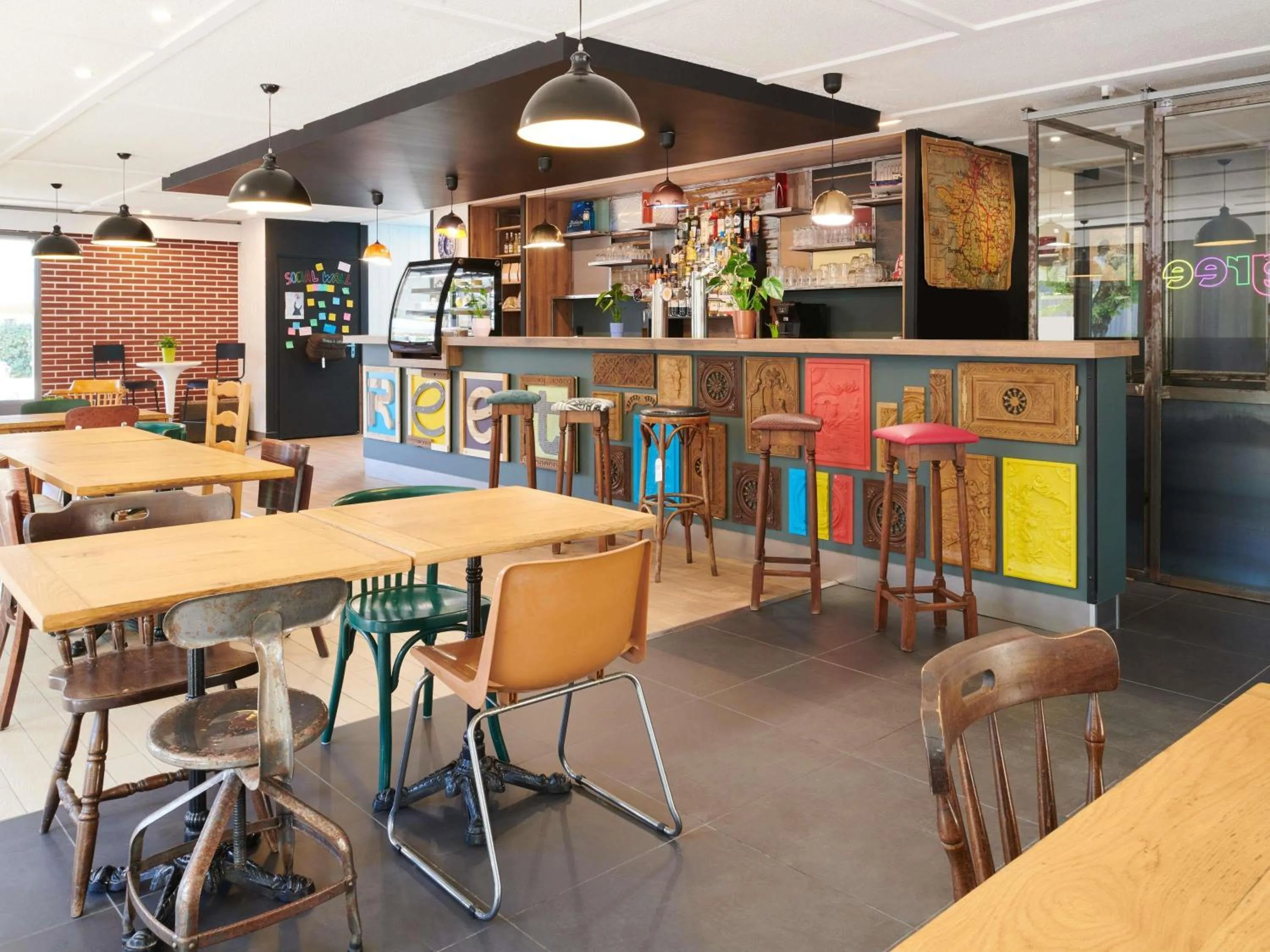 Restaurant/places to eat in Greet Hôtel Saint-Nazaire Trignac Nouvelle Marque du Groupe Accor