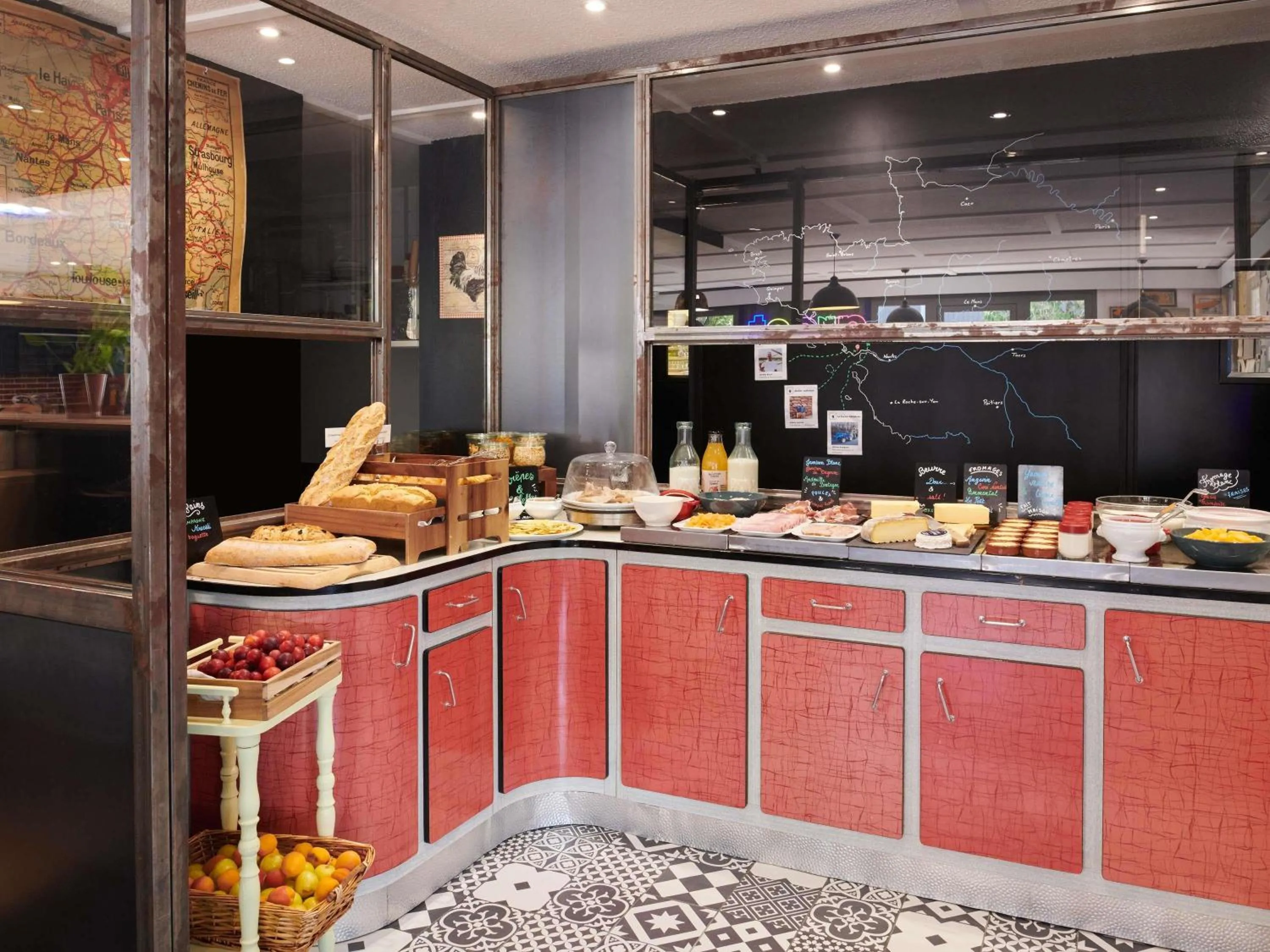 Breakfast in Greet Hôtel Saint-Nazaire Trignac Nouvelle Marque du Groupe Accor