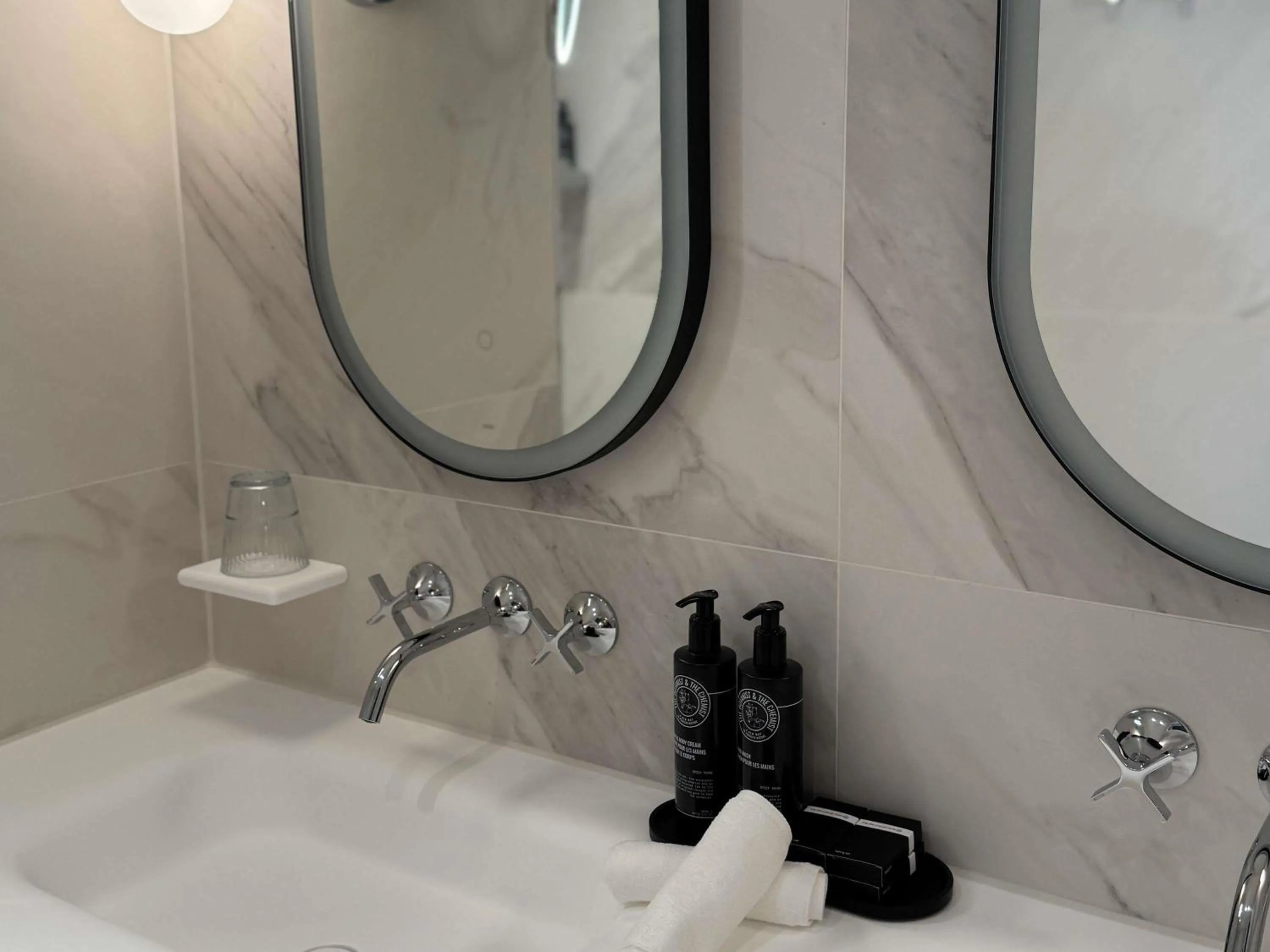 Bedroom in Hotel Maison Maastricht Centrum - Handwritten Collection