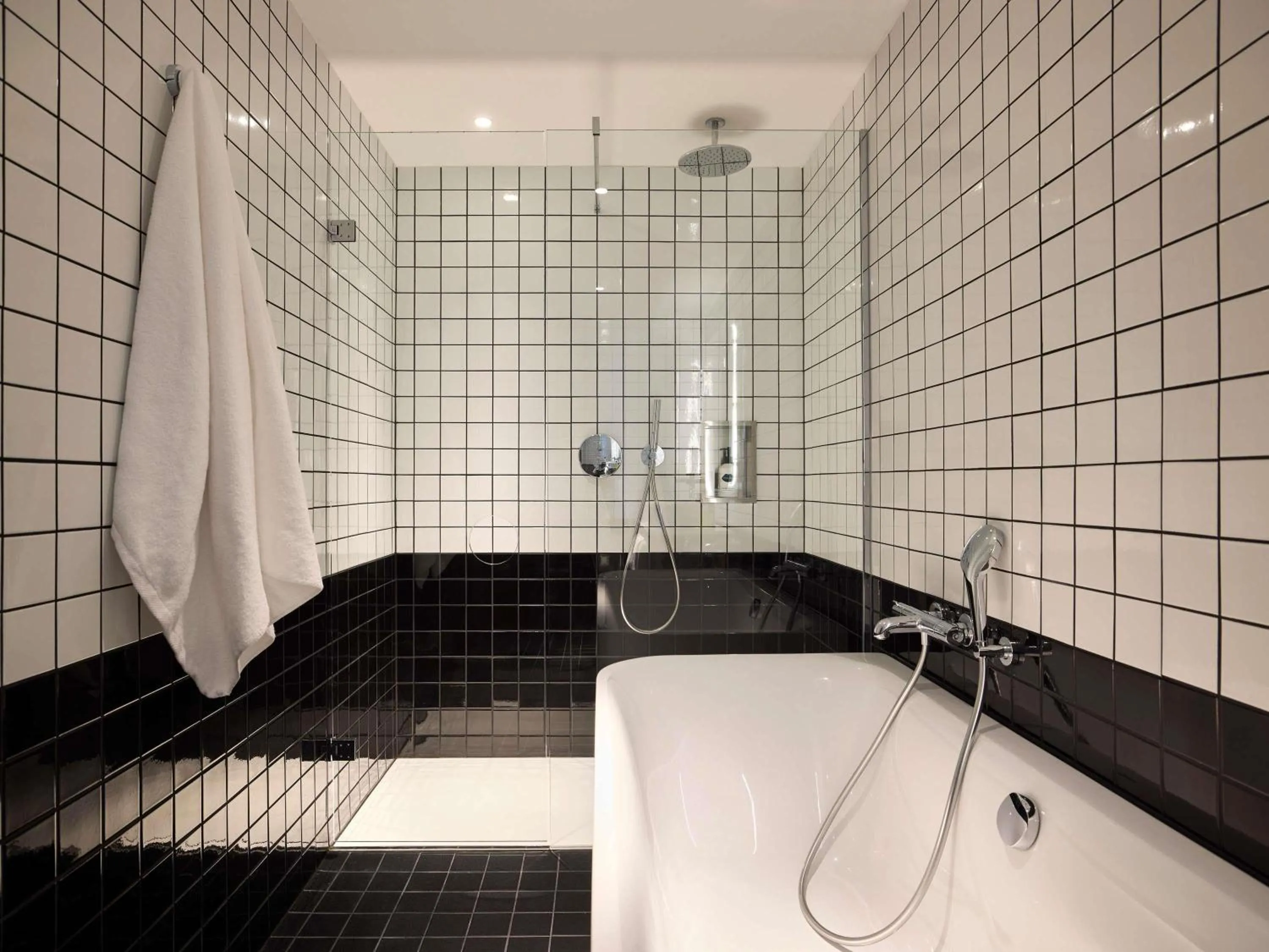 Bedroom in Mama Shelter Zurich