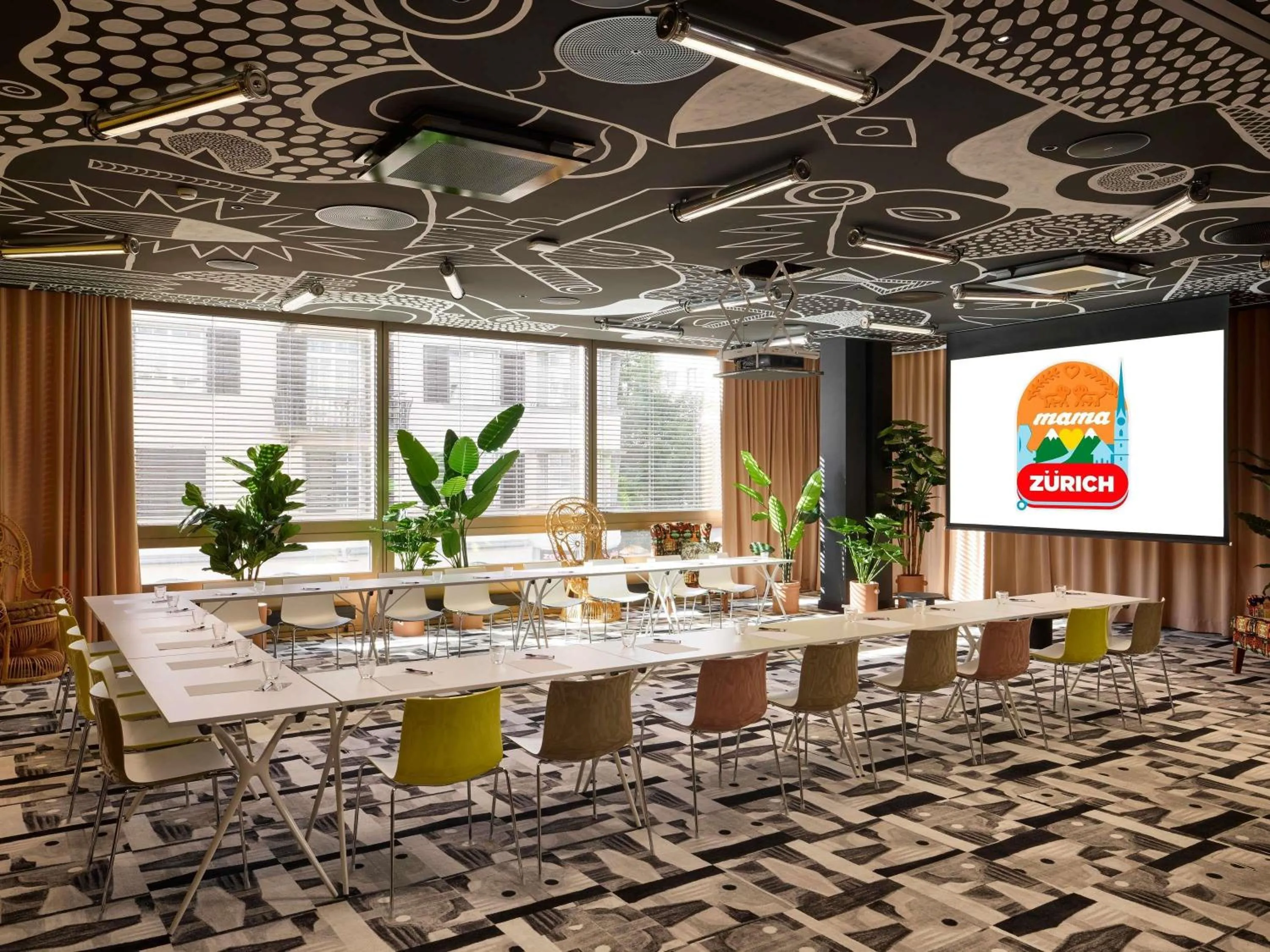 Meeting/conference room in Mama Shelter Zurich