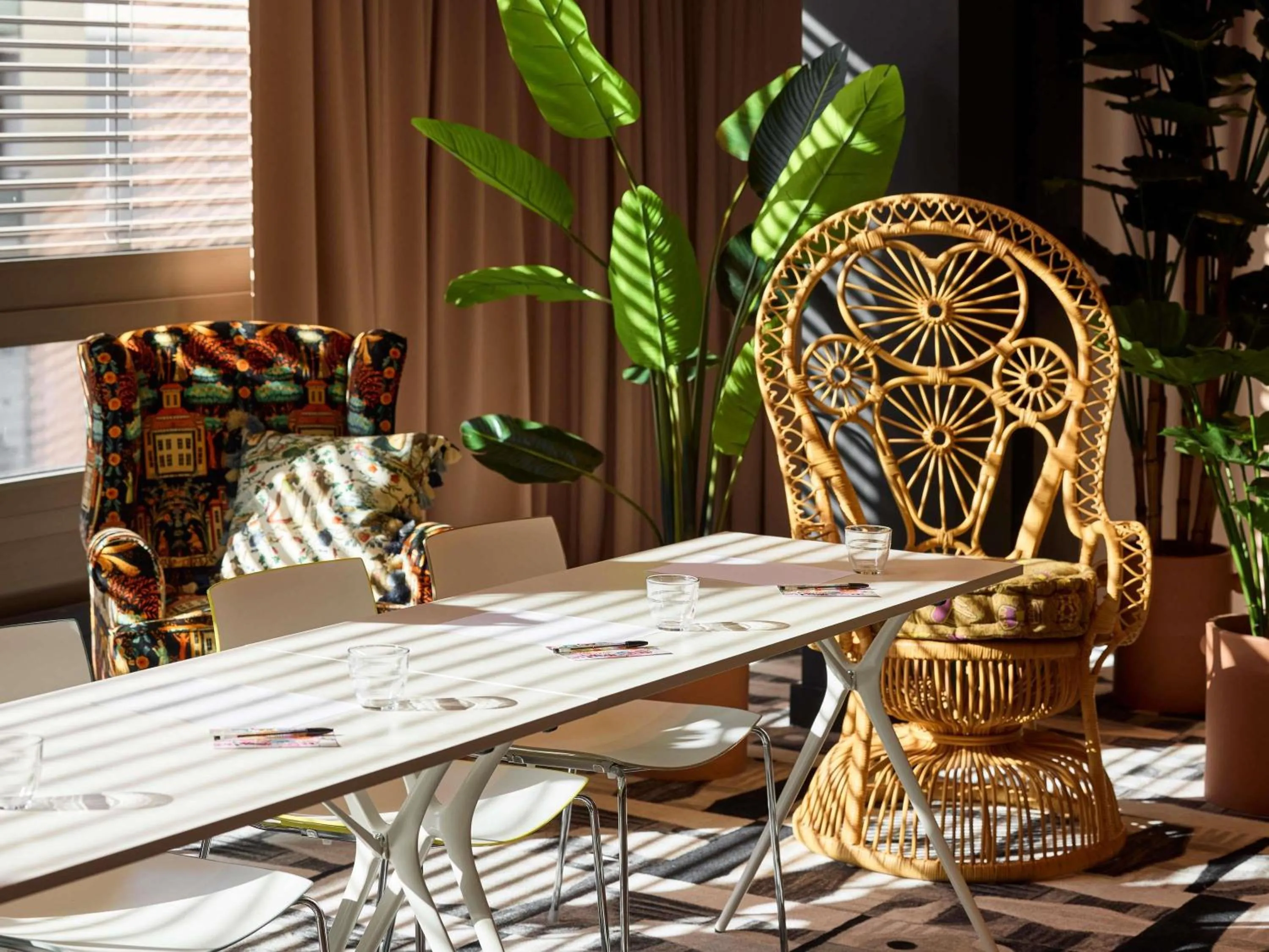 Meeting/conference room in Mama Shelter Zurich