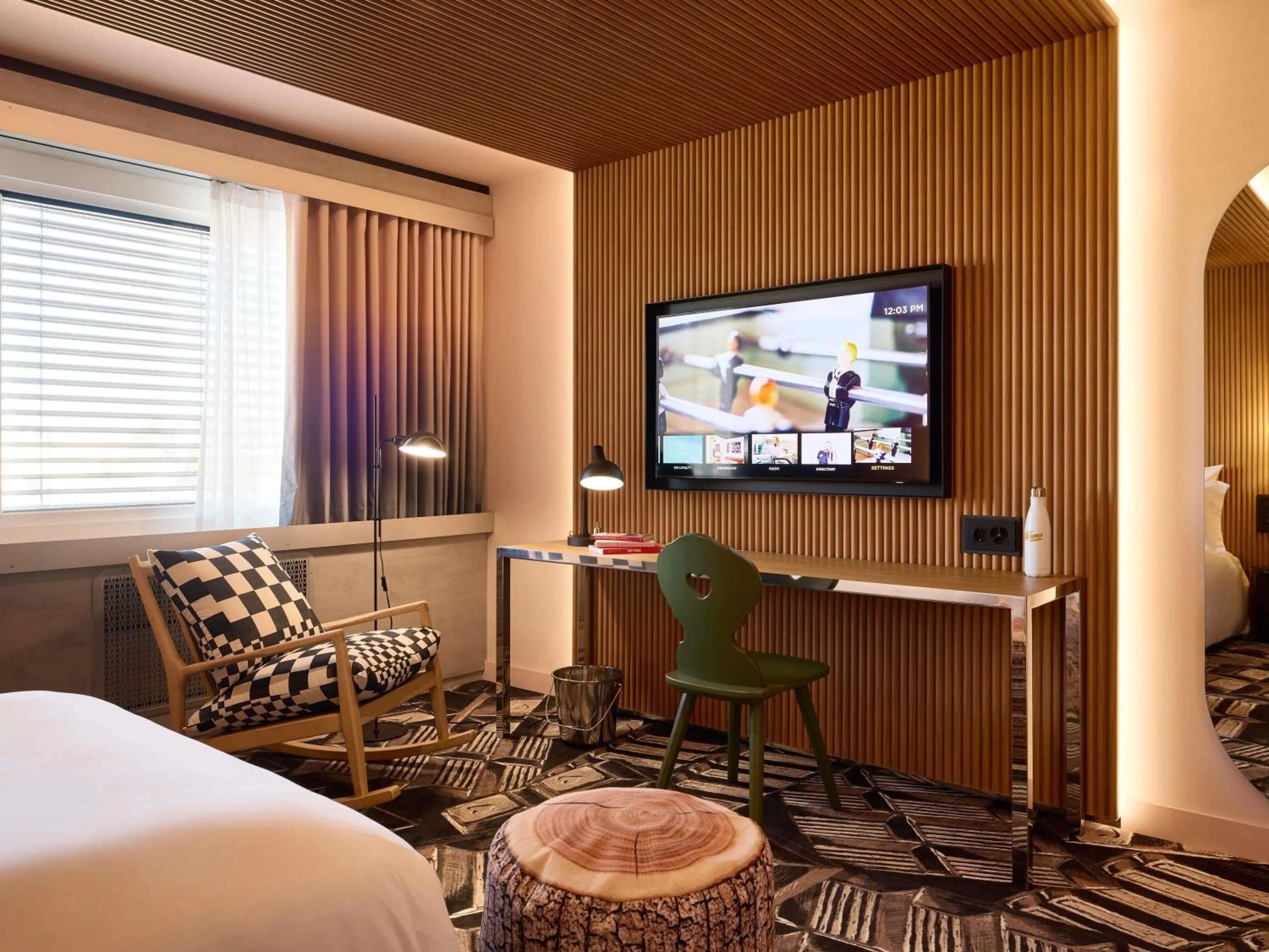 Bedroom, Bed in Mama Shelter Zurich