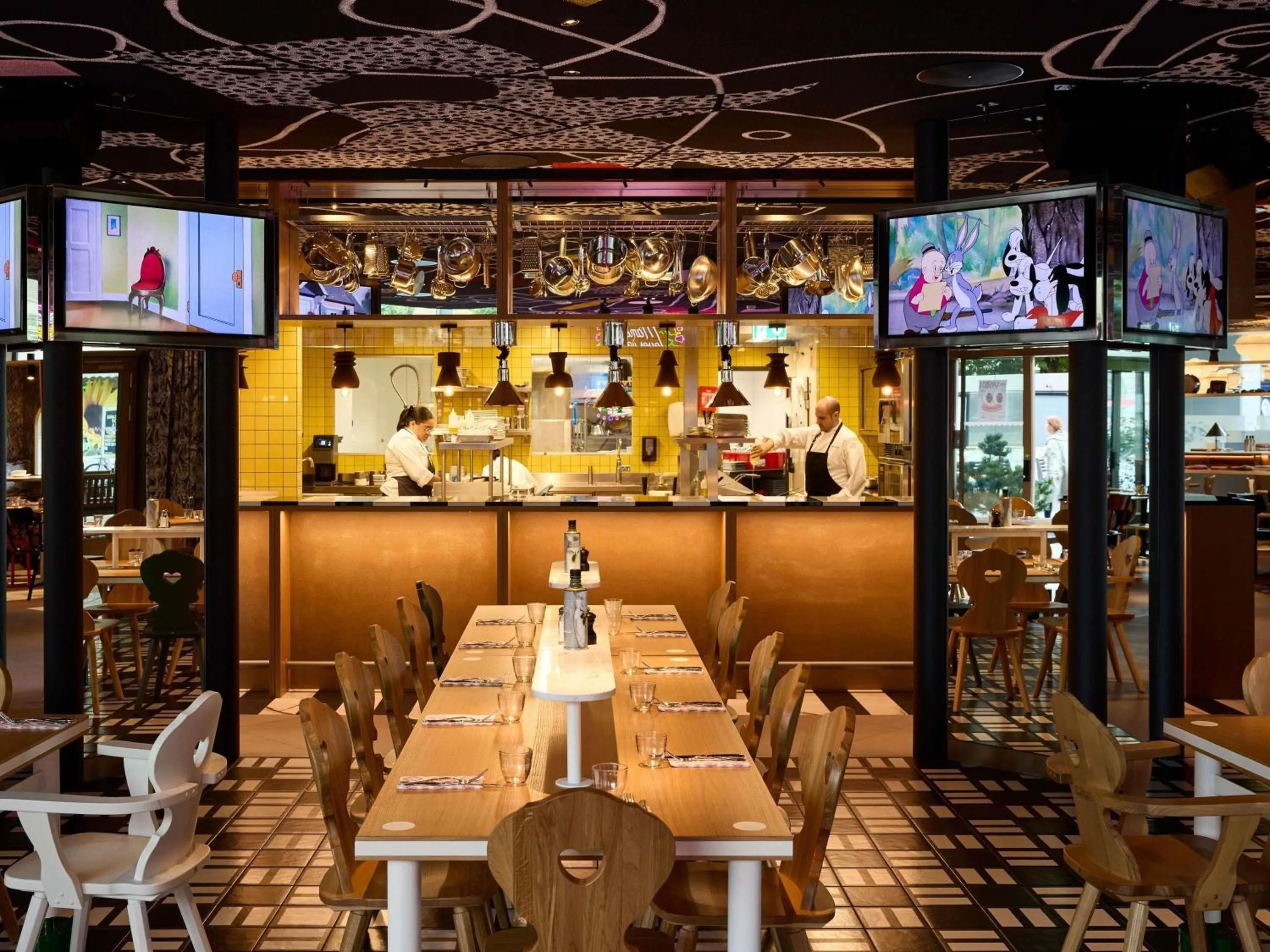 Restaurant/places to eat in Mama Shelter Zurich