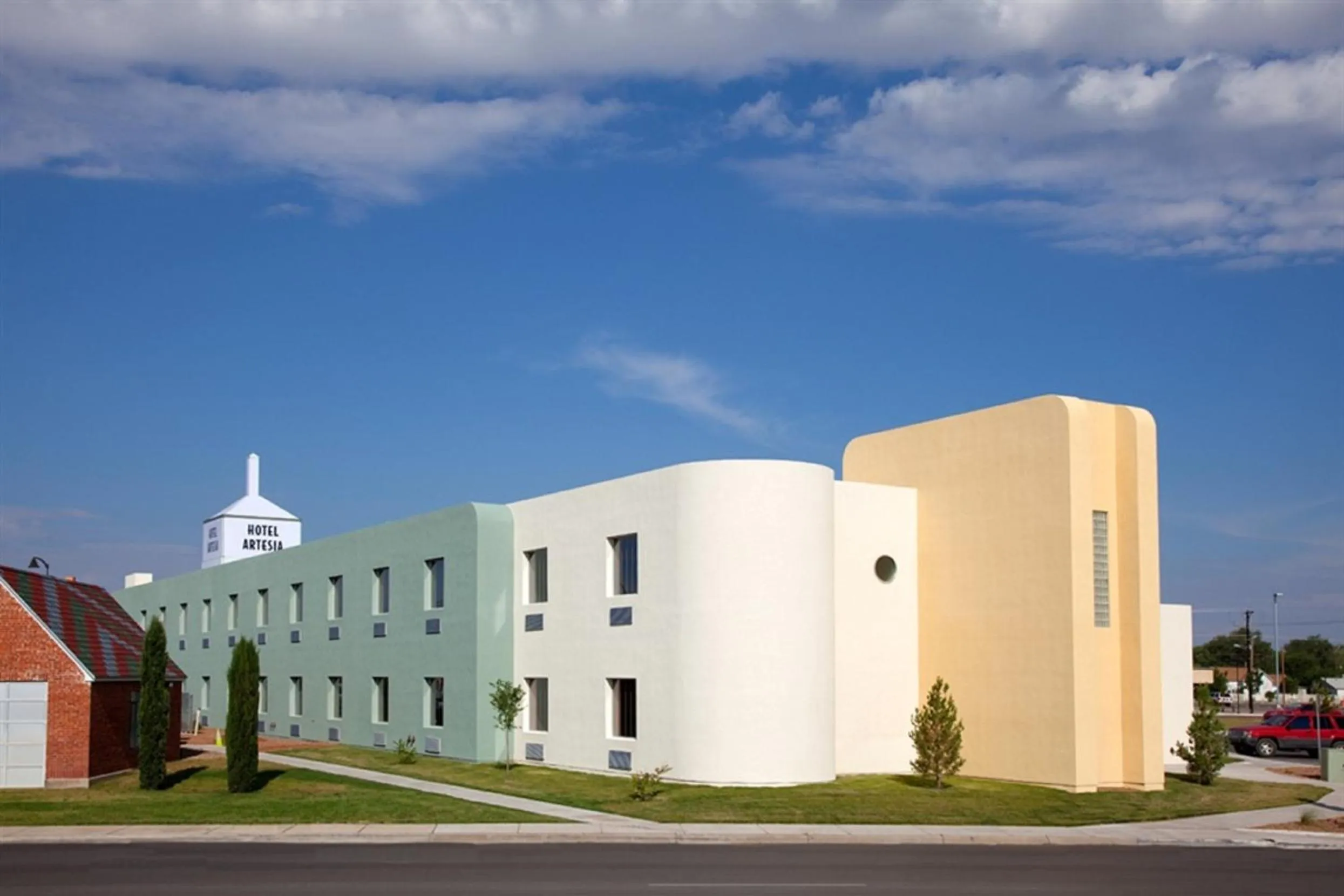 Property building in Spark by Hilton Artesia