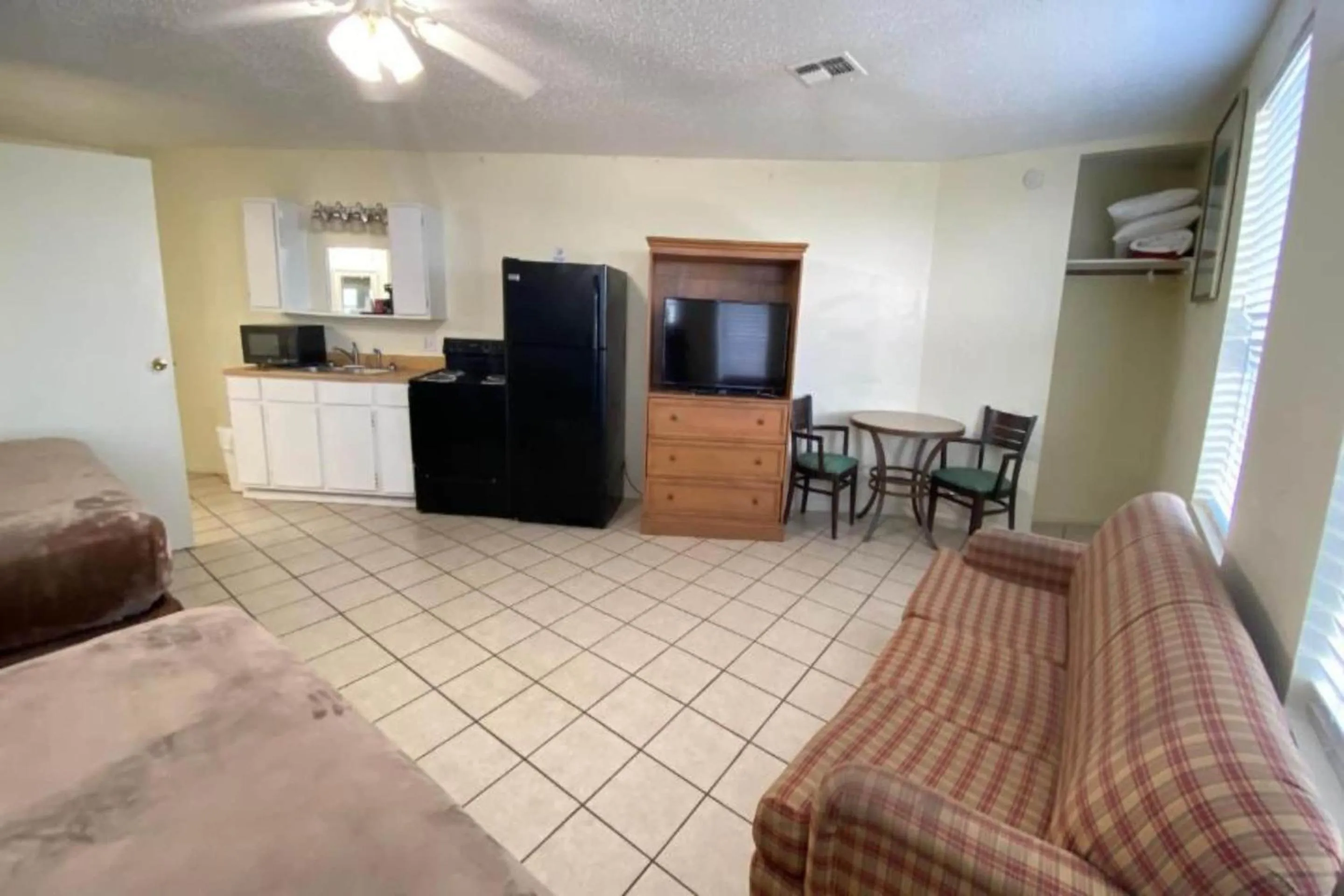 Bedroom in OYO Hotel Rockport- Bay View