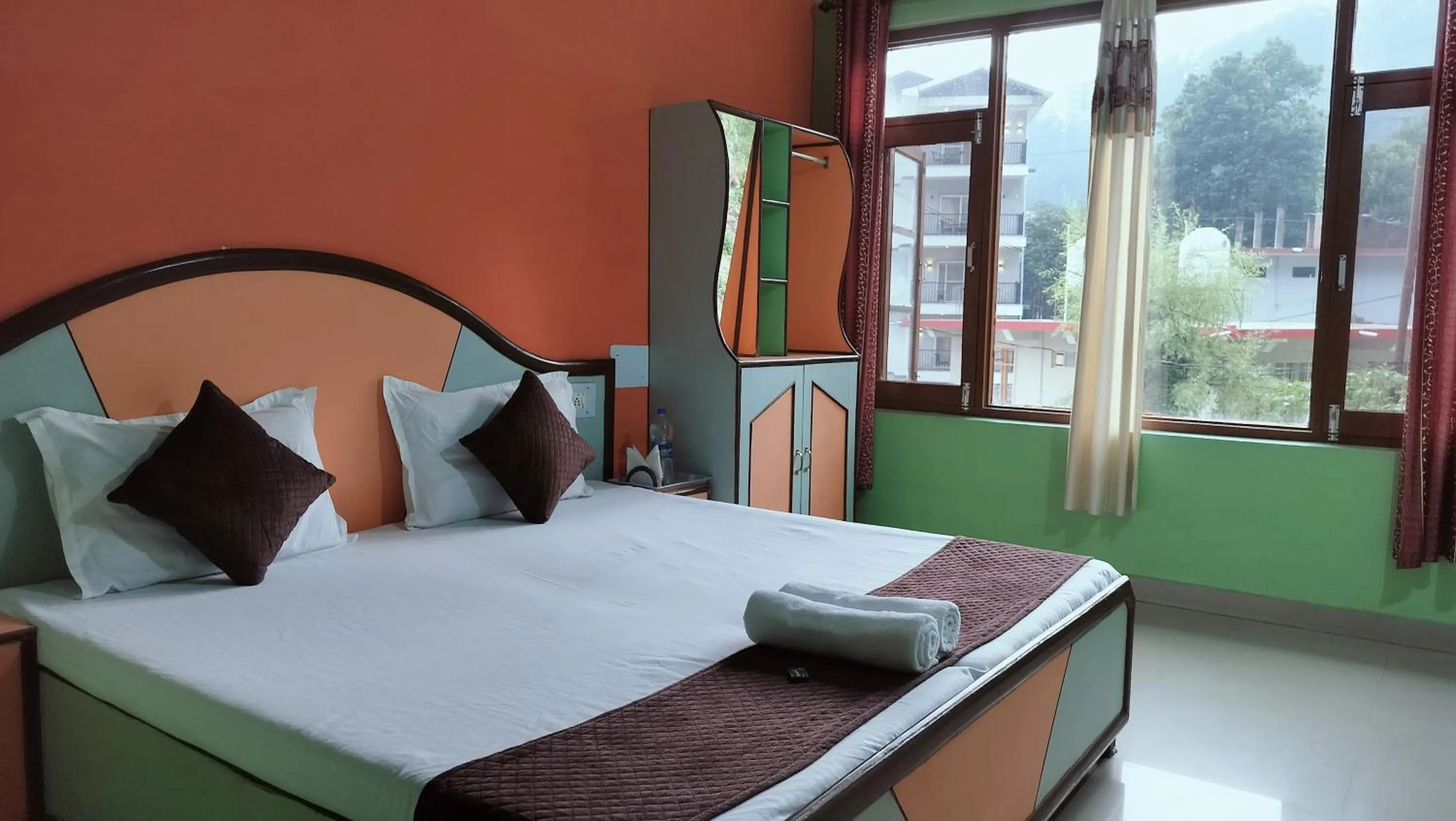 Bed in Adventure Inn 20 Metre from Swimming Pool