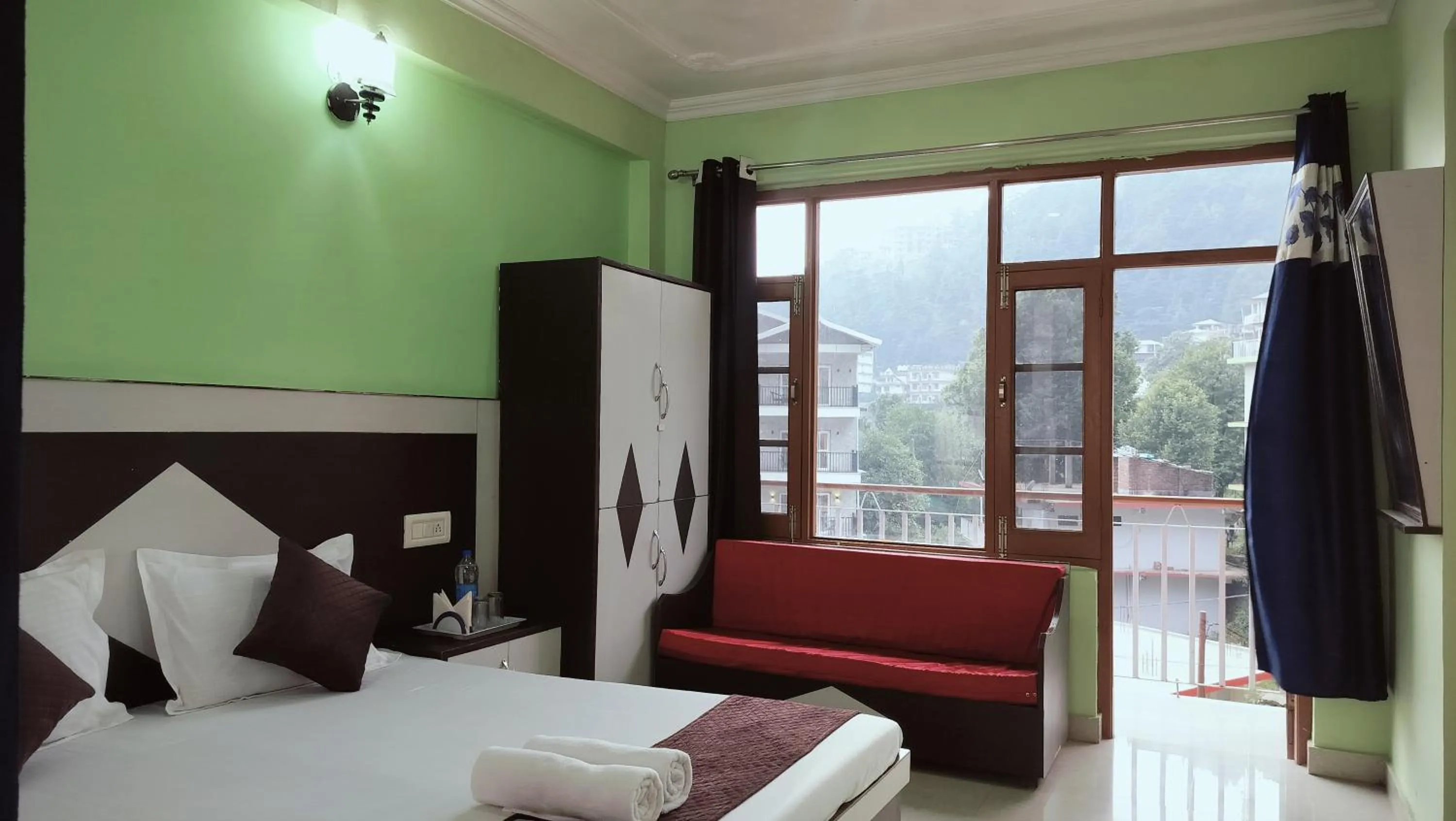 Bed in Adventure Inn 20 Metre from Swimming Pool